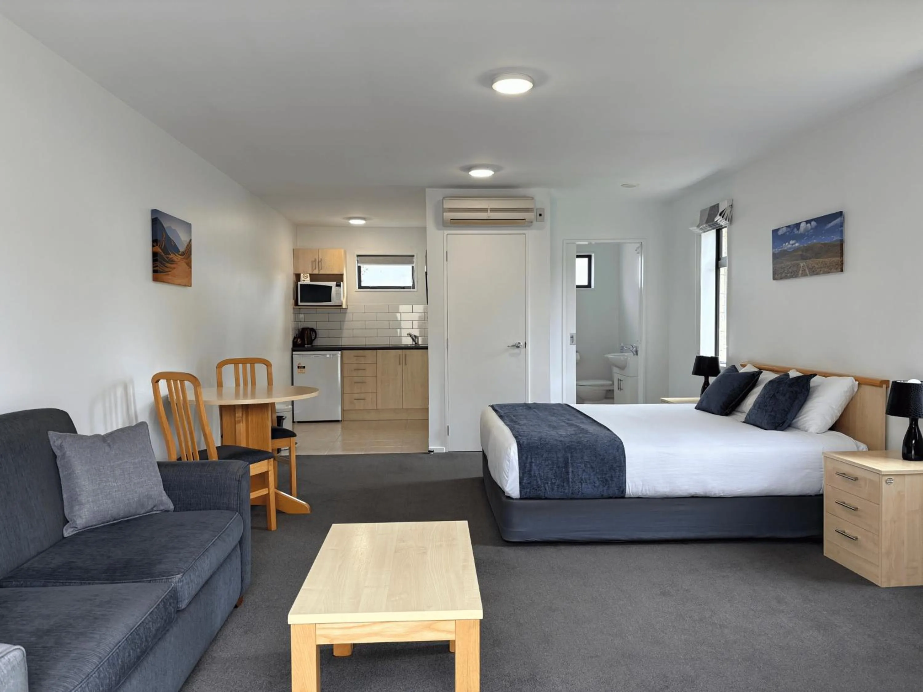 Bed in ASURE Central Gold Motel Cromwell