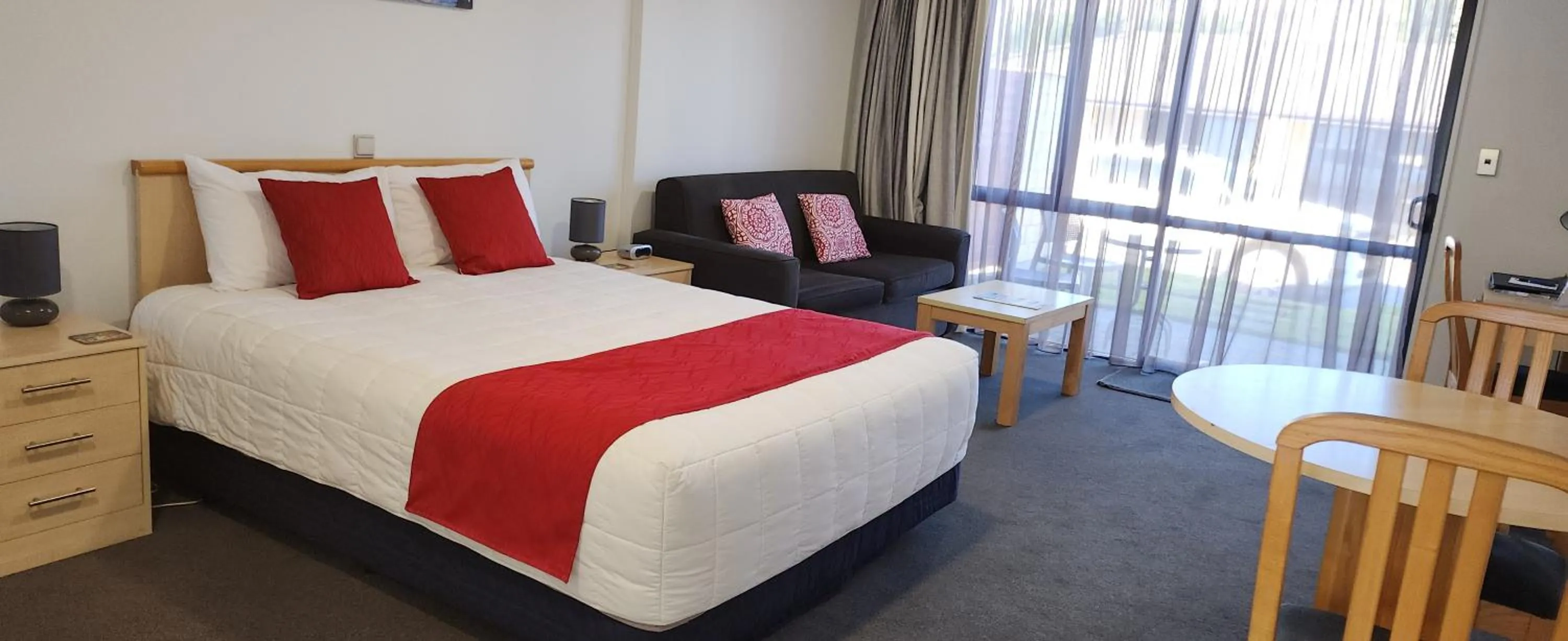 Studio - Disability Access in ASURE Central Gold Motel Cromwell