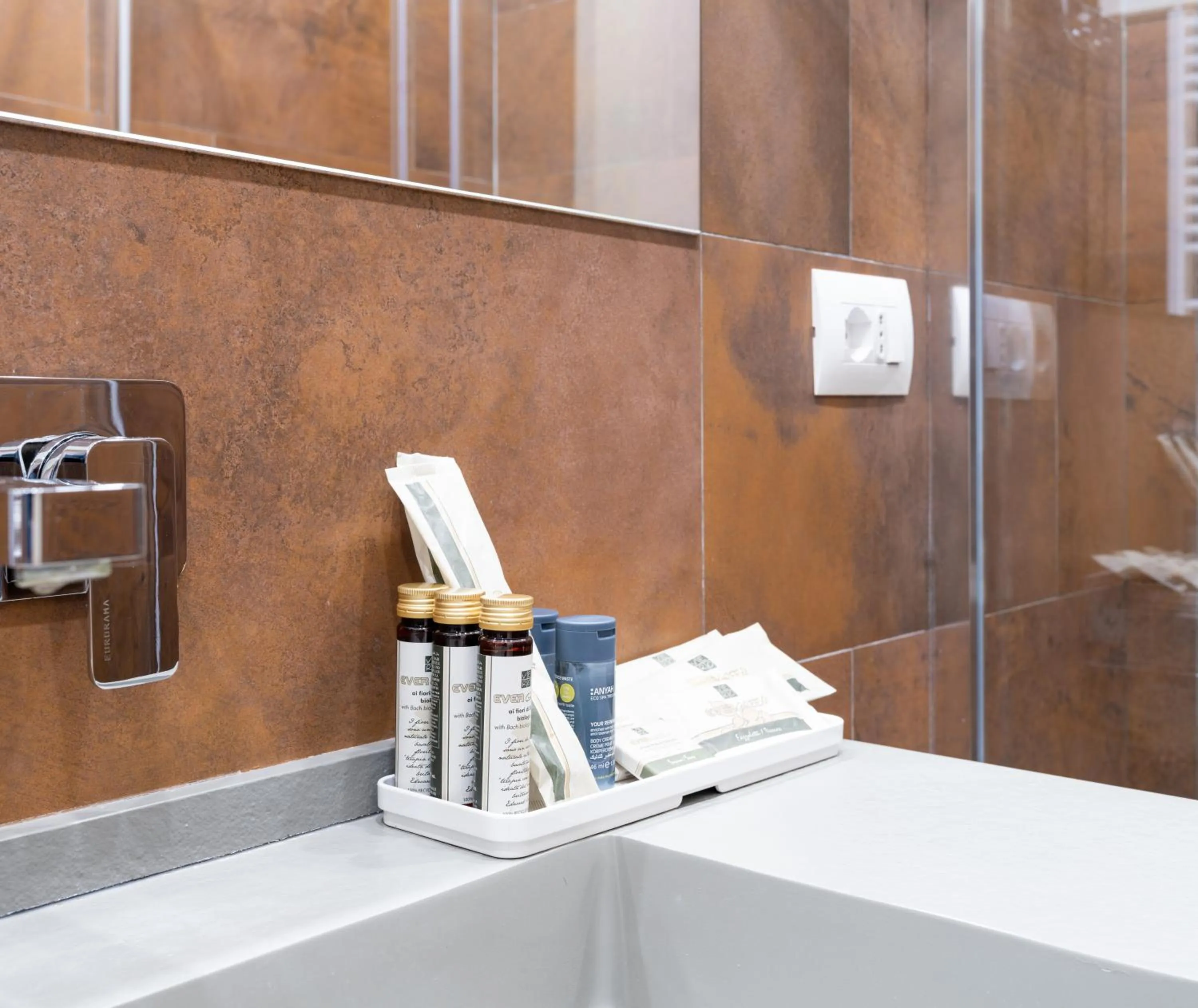 Shower in Castello Guest House Milano