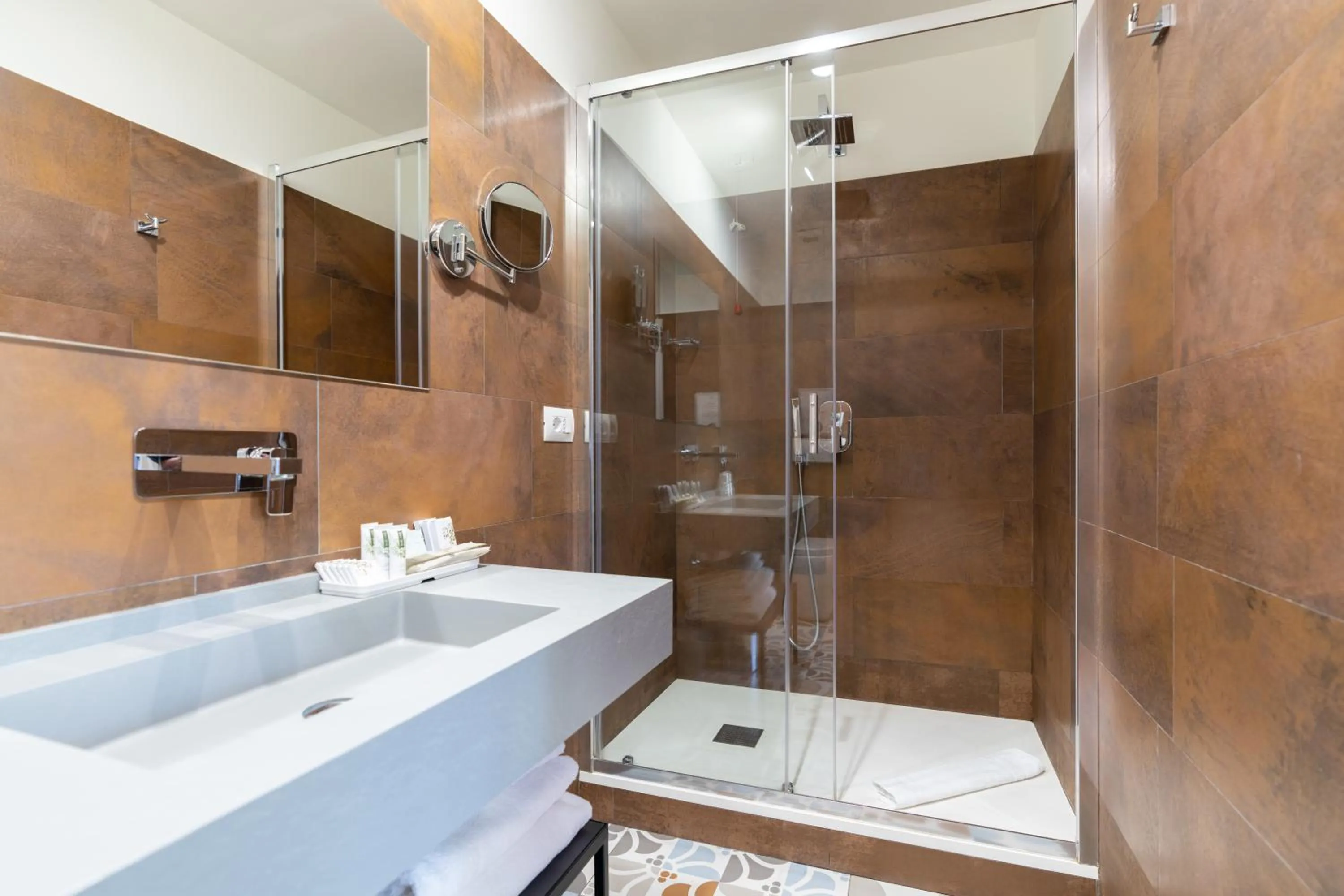 Shower in Castello Guest House Milano