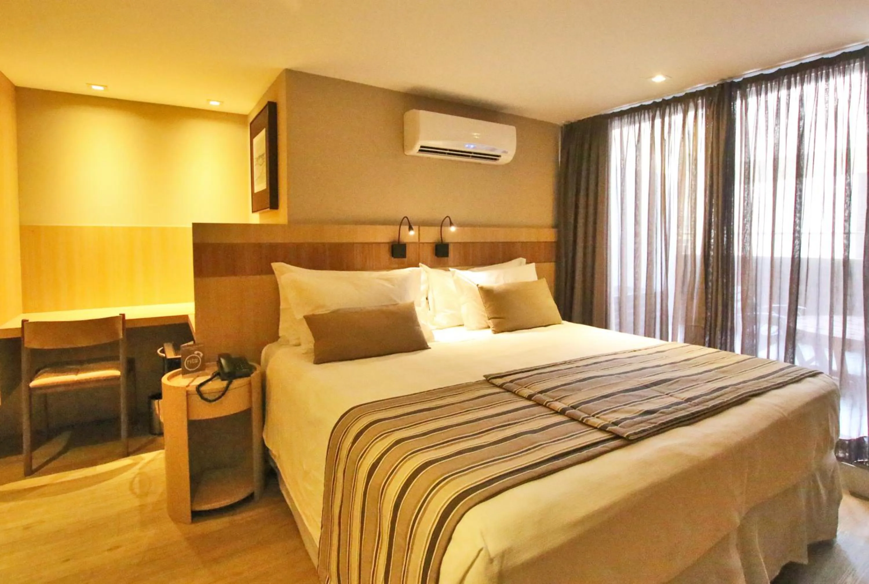 Bed in Ritz Copacabana Hotel