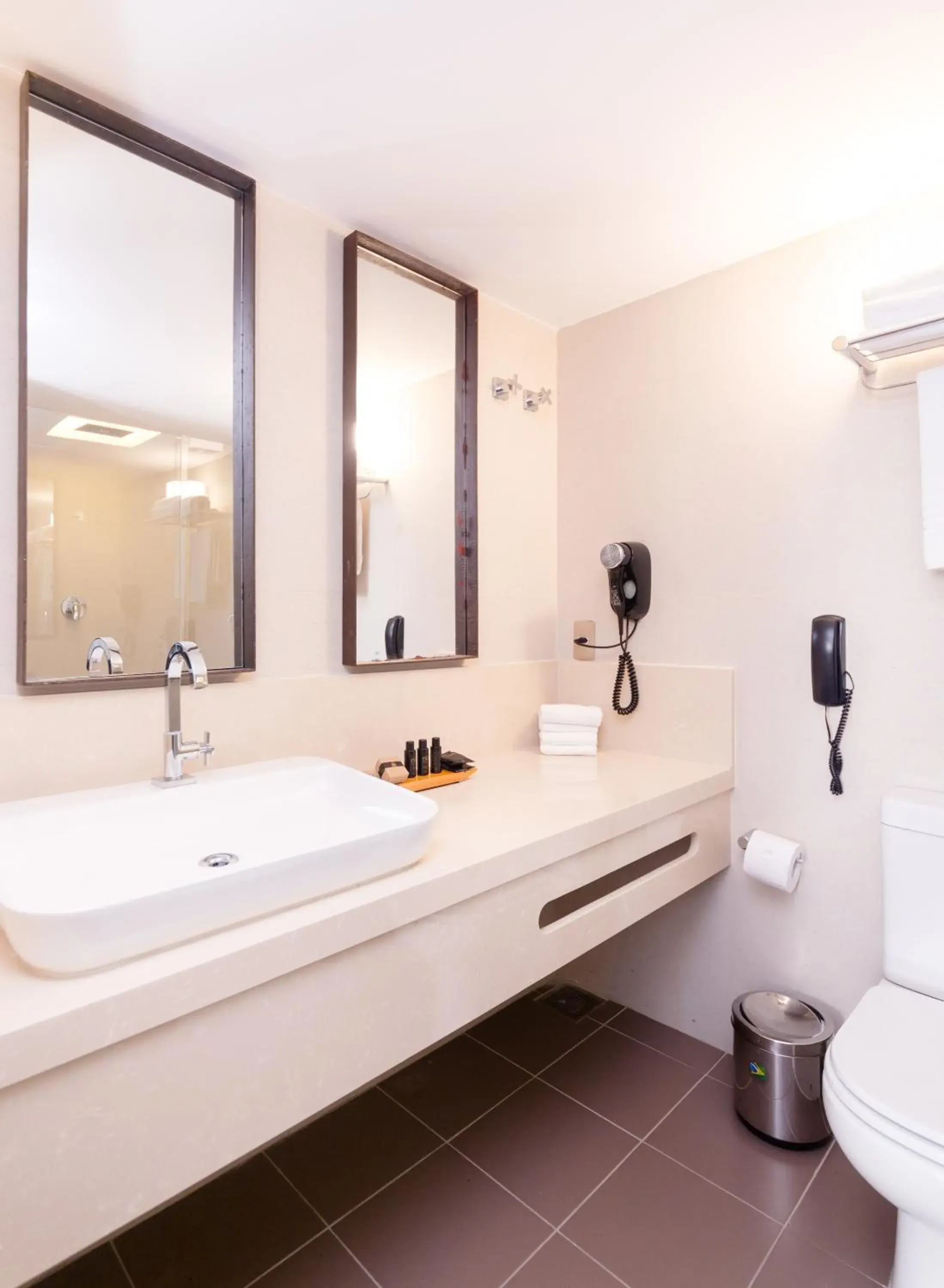 Executive Double or Twin Room in Ritz Copacabana Hotel Executive Double or Twin Room in Ritz Copacabana Hotel