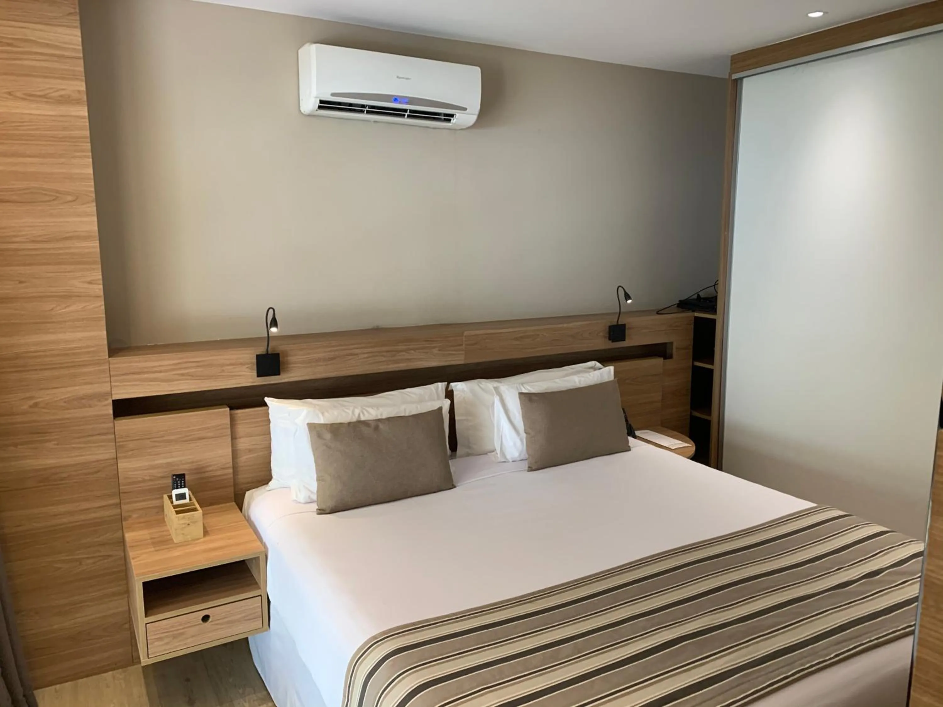 Bed in Ritz Copacabana Hotel