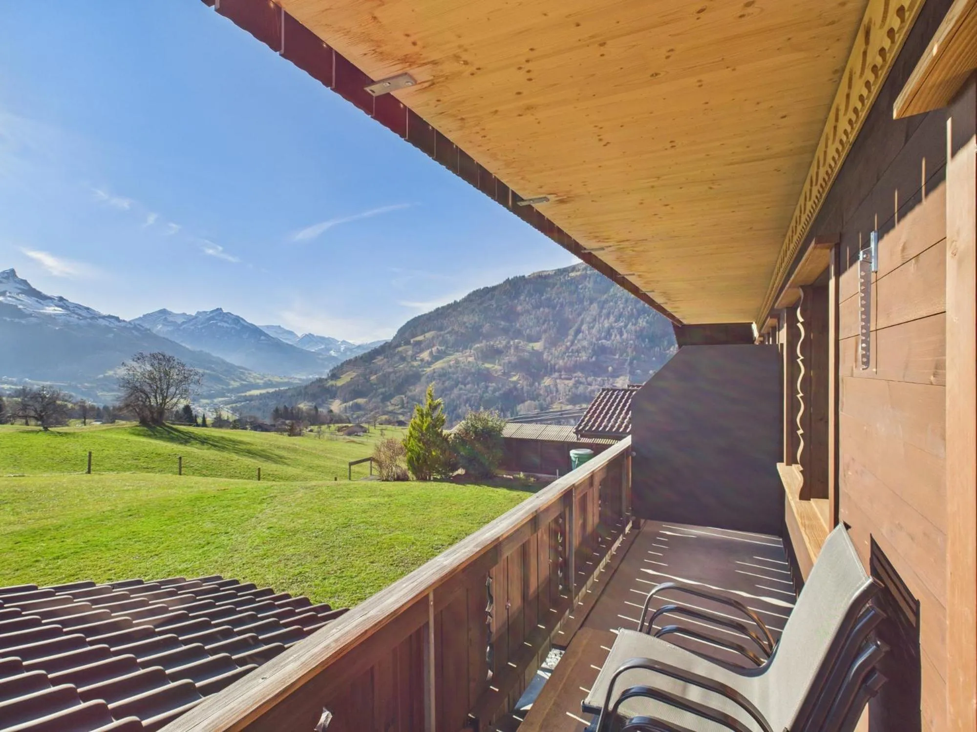 Spring in Bergblick Lodge - 3 Sterne Garni - Neueröffnung