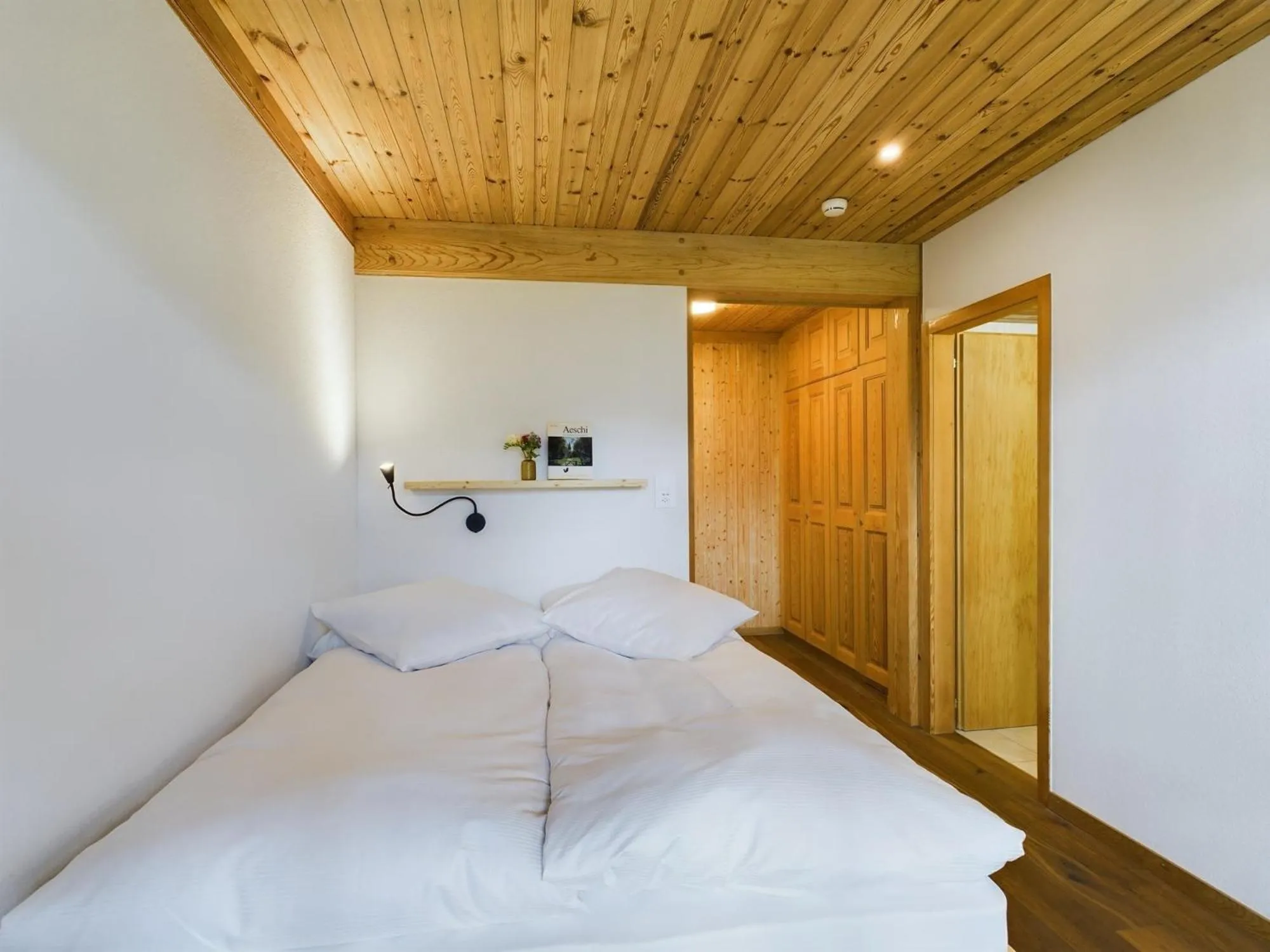 Bed in Bergblick Lodge - 3 Sterne Garni - Neueröffnung