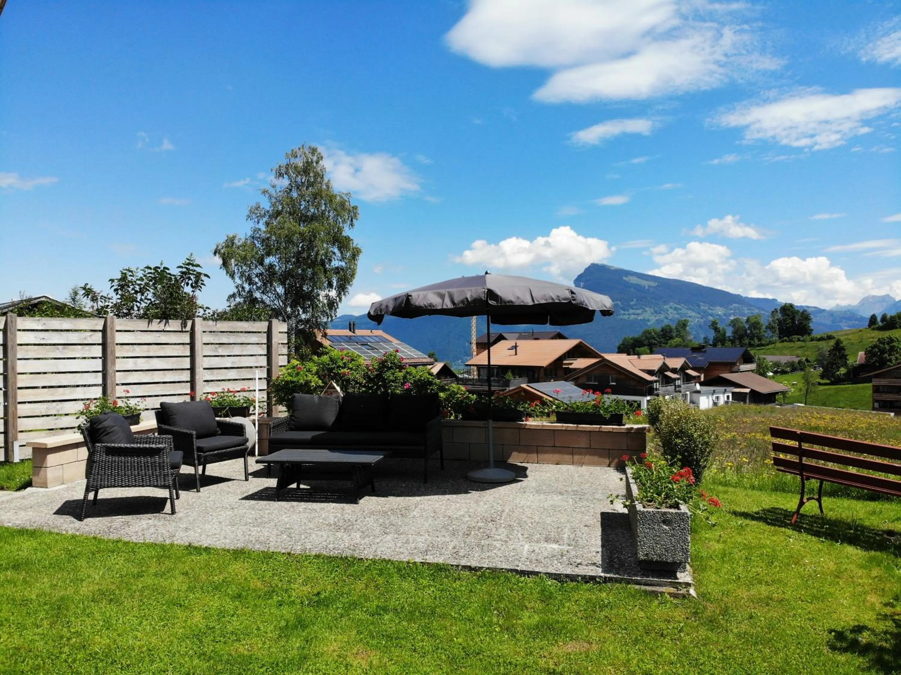 Spring in Bergblick Lodge - 3 Sterne Garni - Neueröffnung