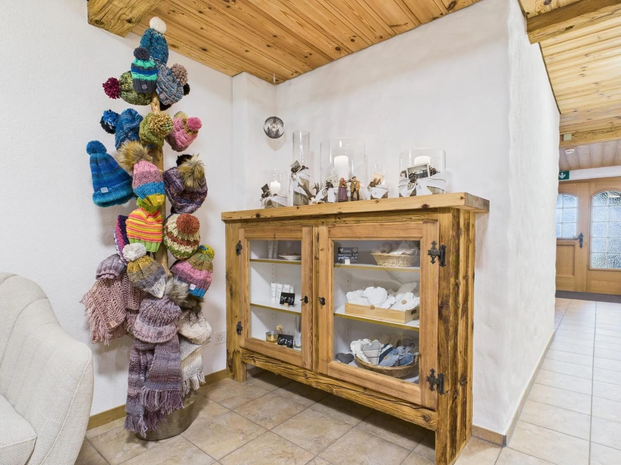 Lobby or reception in Bergblick Lodge - 3 Sterne Garni - Neueröffnung