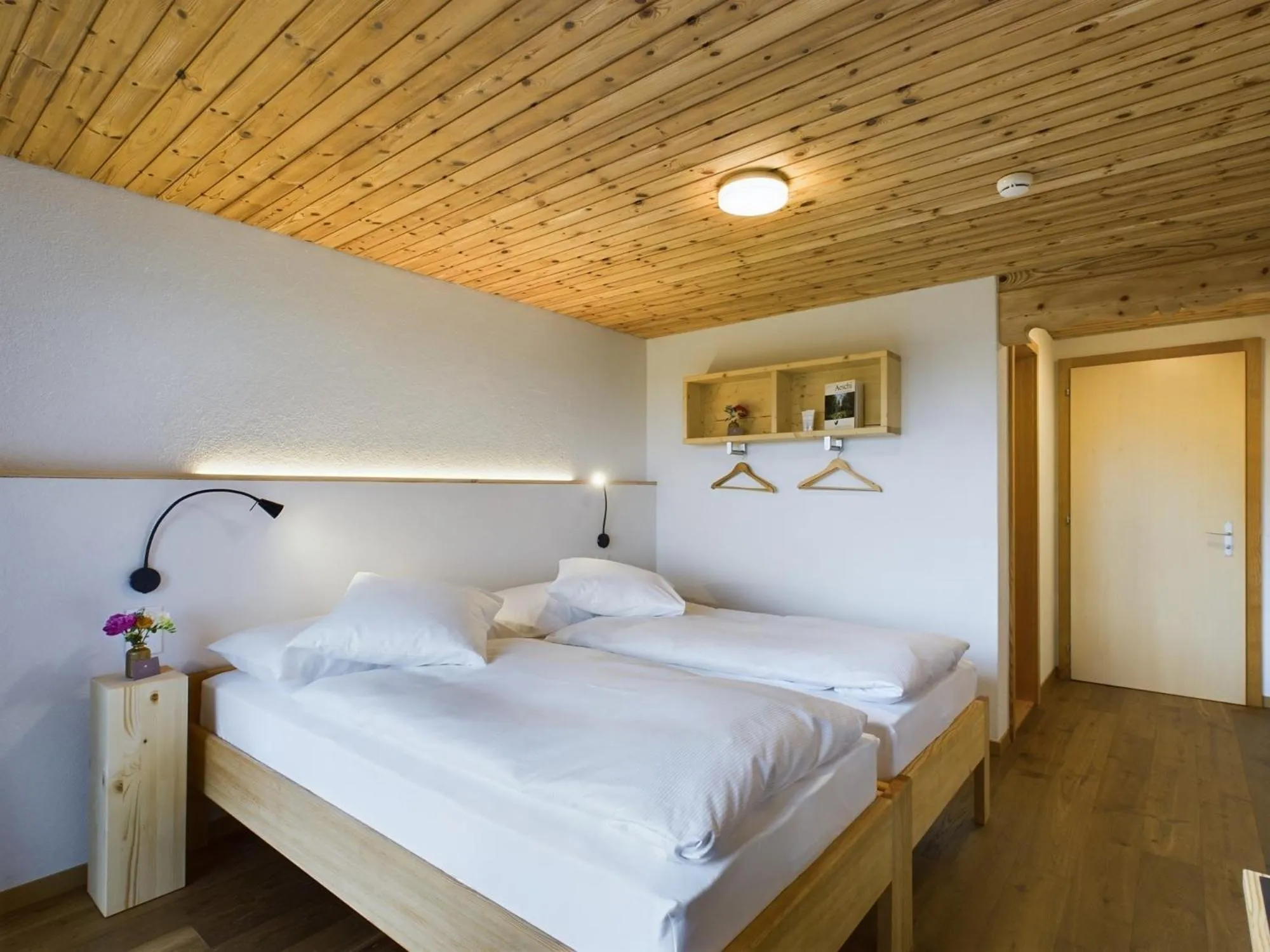 Bed in Bergblick Lodge - 3 Sterne Garni - Neueröffnung