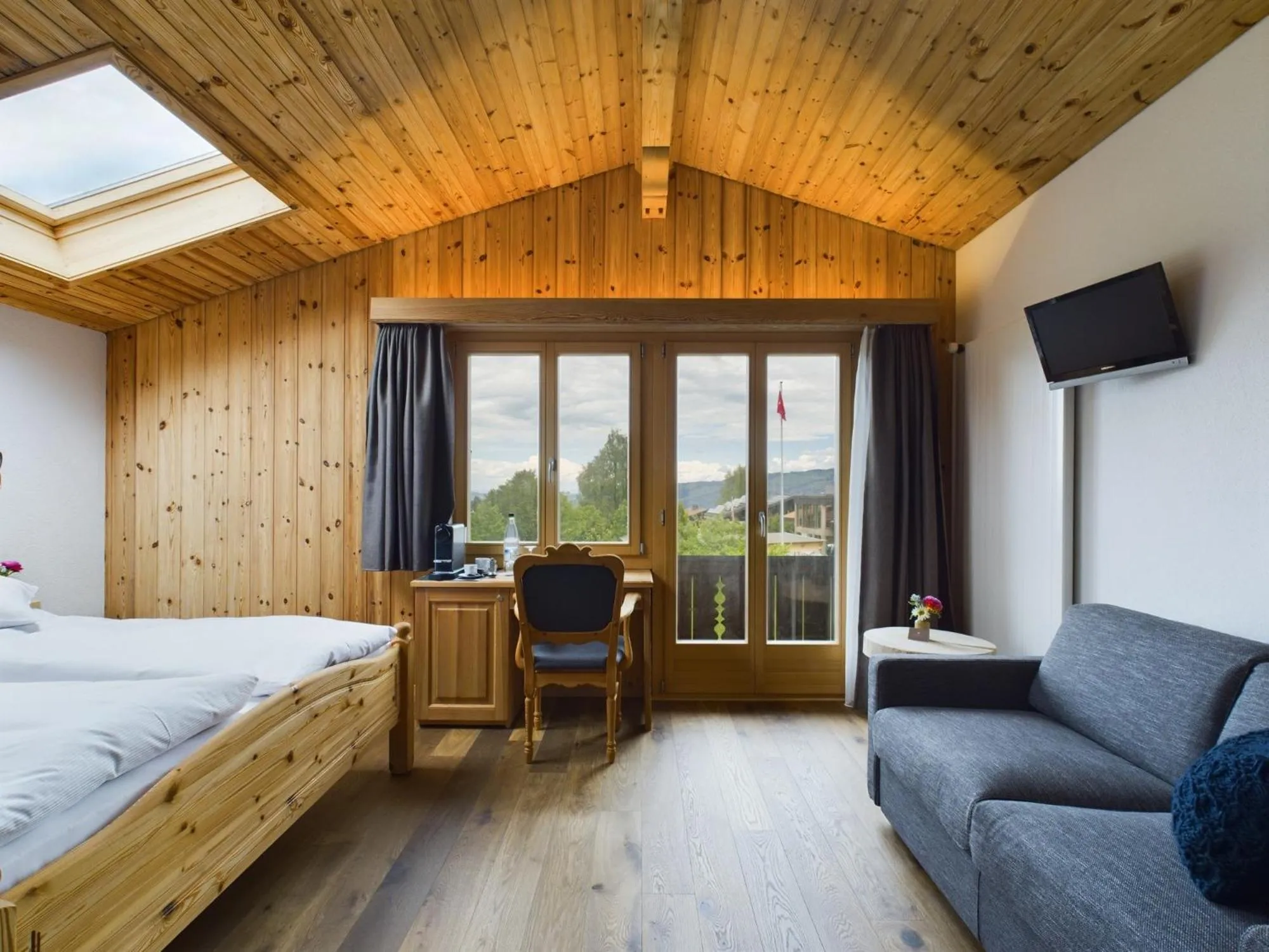 Bed in Bergblick Lodge - 3 Sterne Garni - Neueröffnung