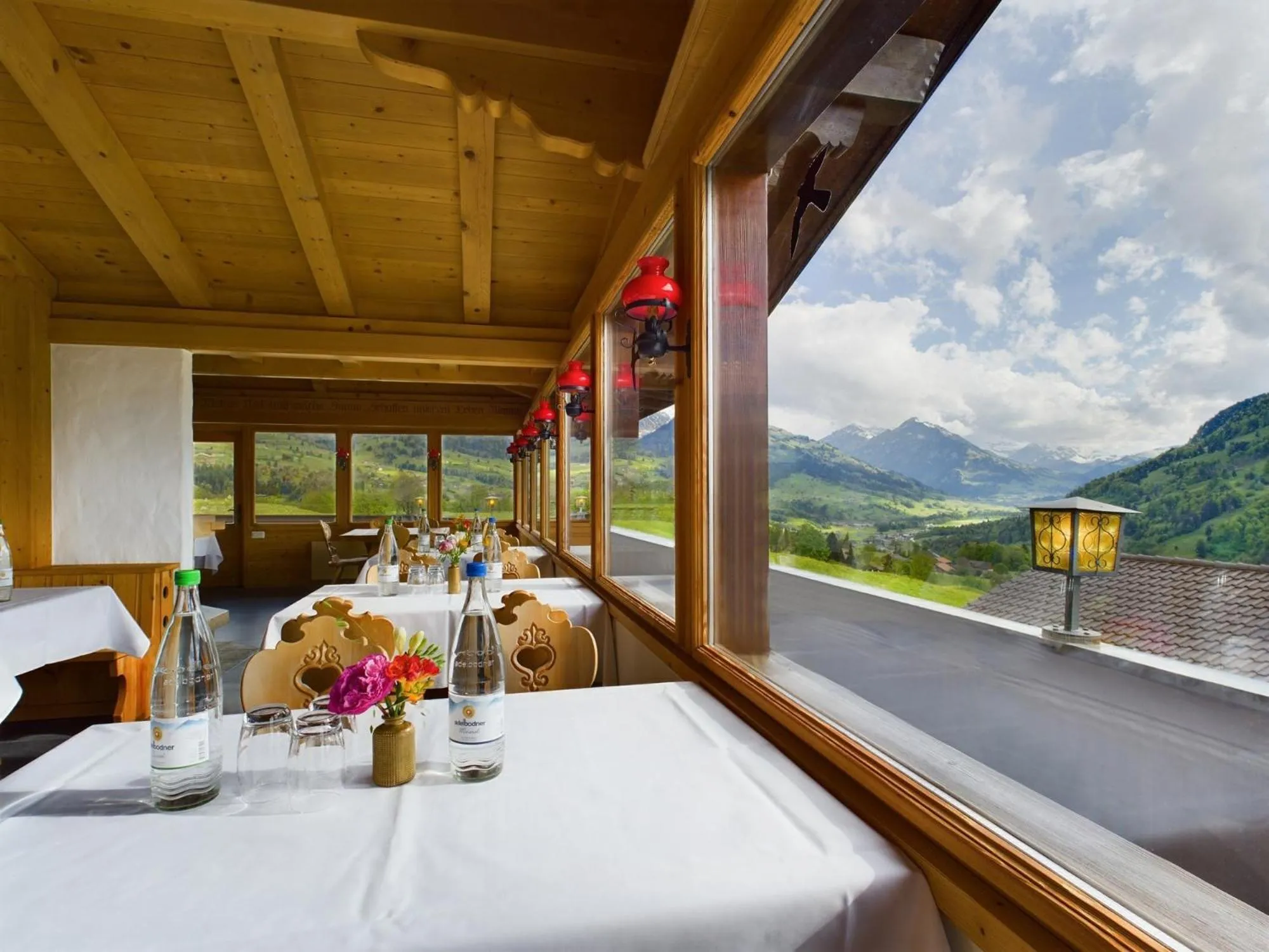 Day in Bergblick Lodge - 3 Sterne Garni - Neueröffnung