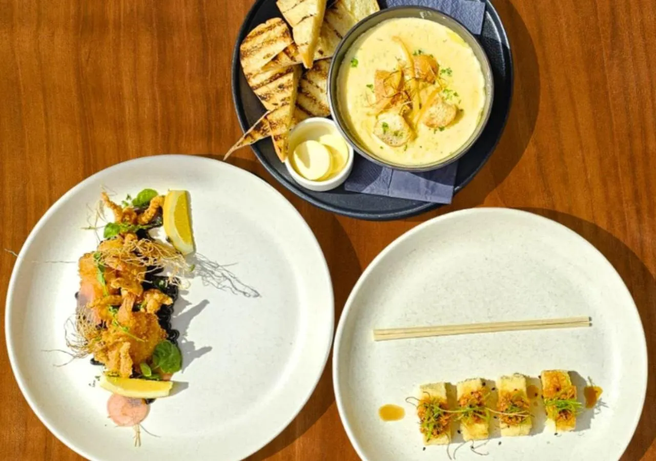 Restaurant/places to eat in JetPark Hamilton Airport New Zealand