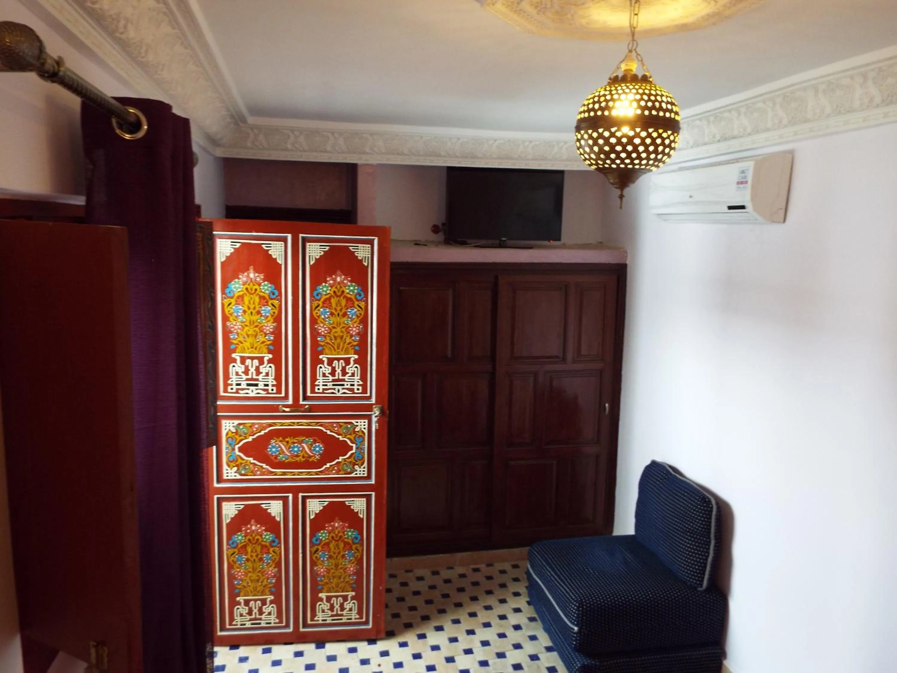 Seating area in Dar El Mathaf FES