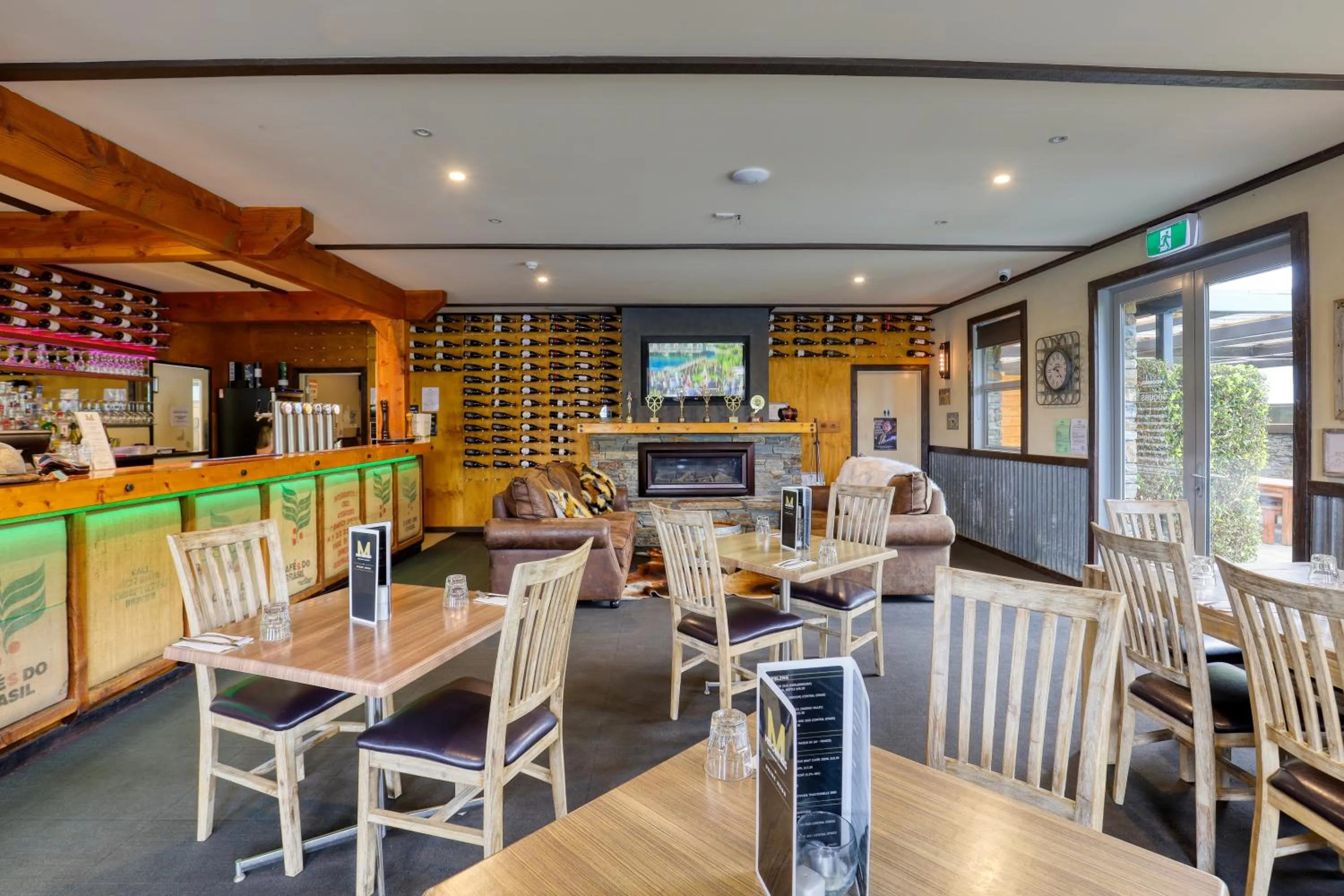 Restaurant/places to eat in Marsden Lake Resort Central Otago