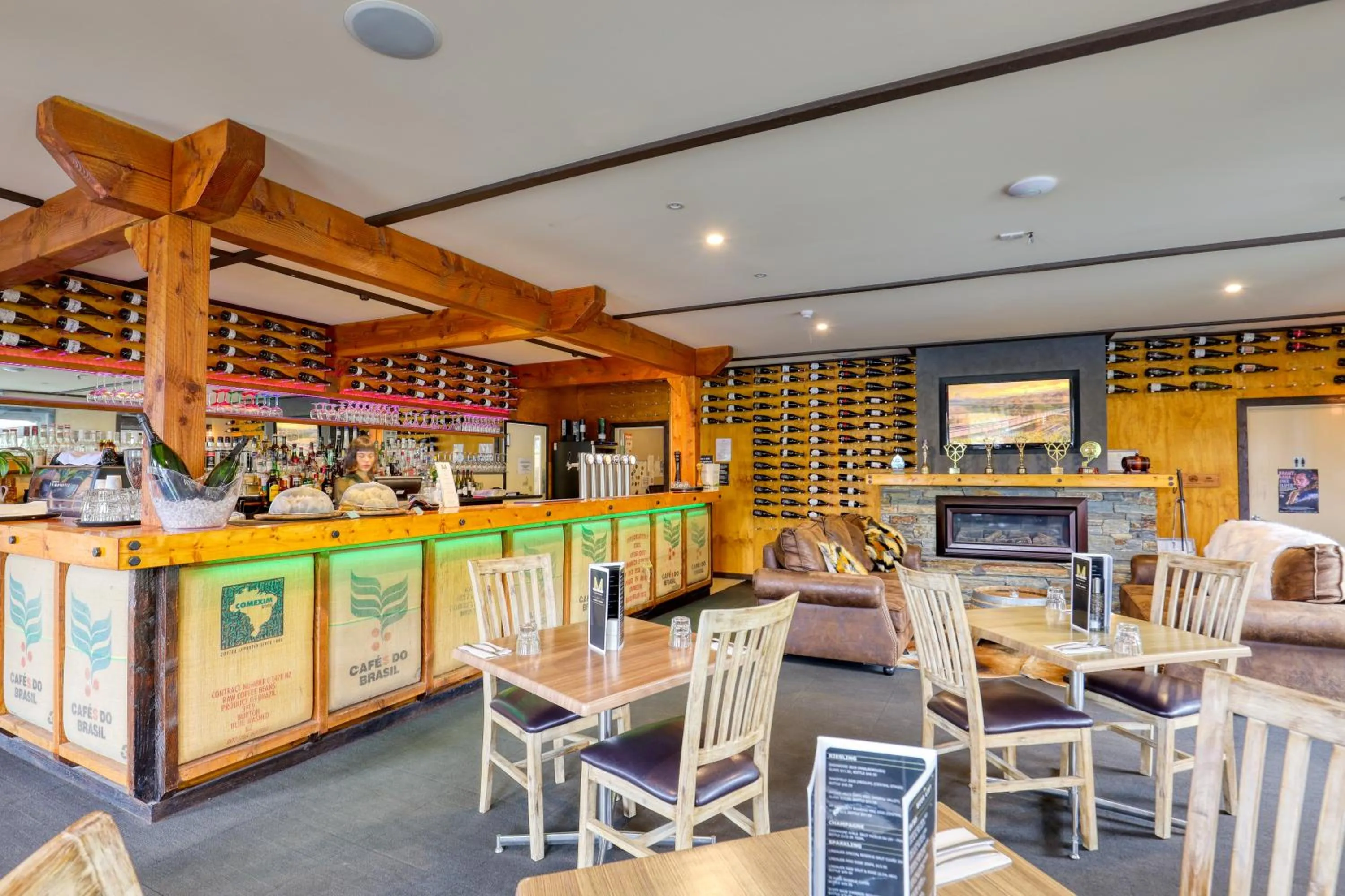 Restaurant/places to eat in Marsden Lake Resort Central Otago