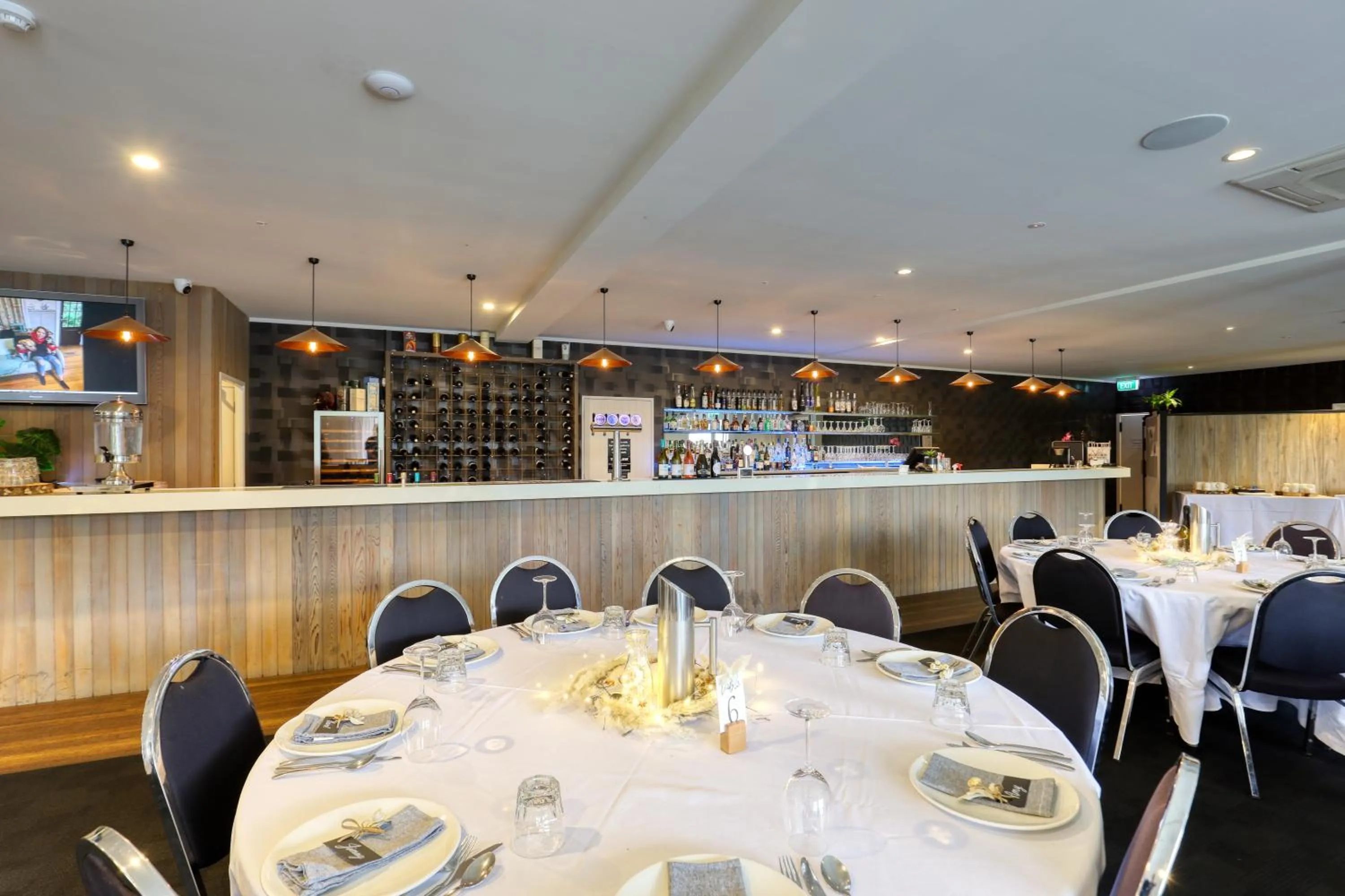 wedding in Marsden Lake Resort Central Otago