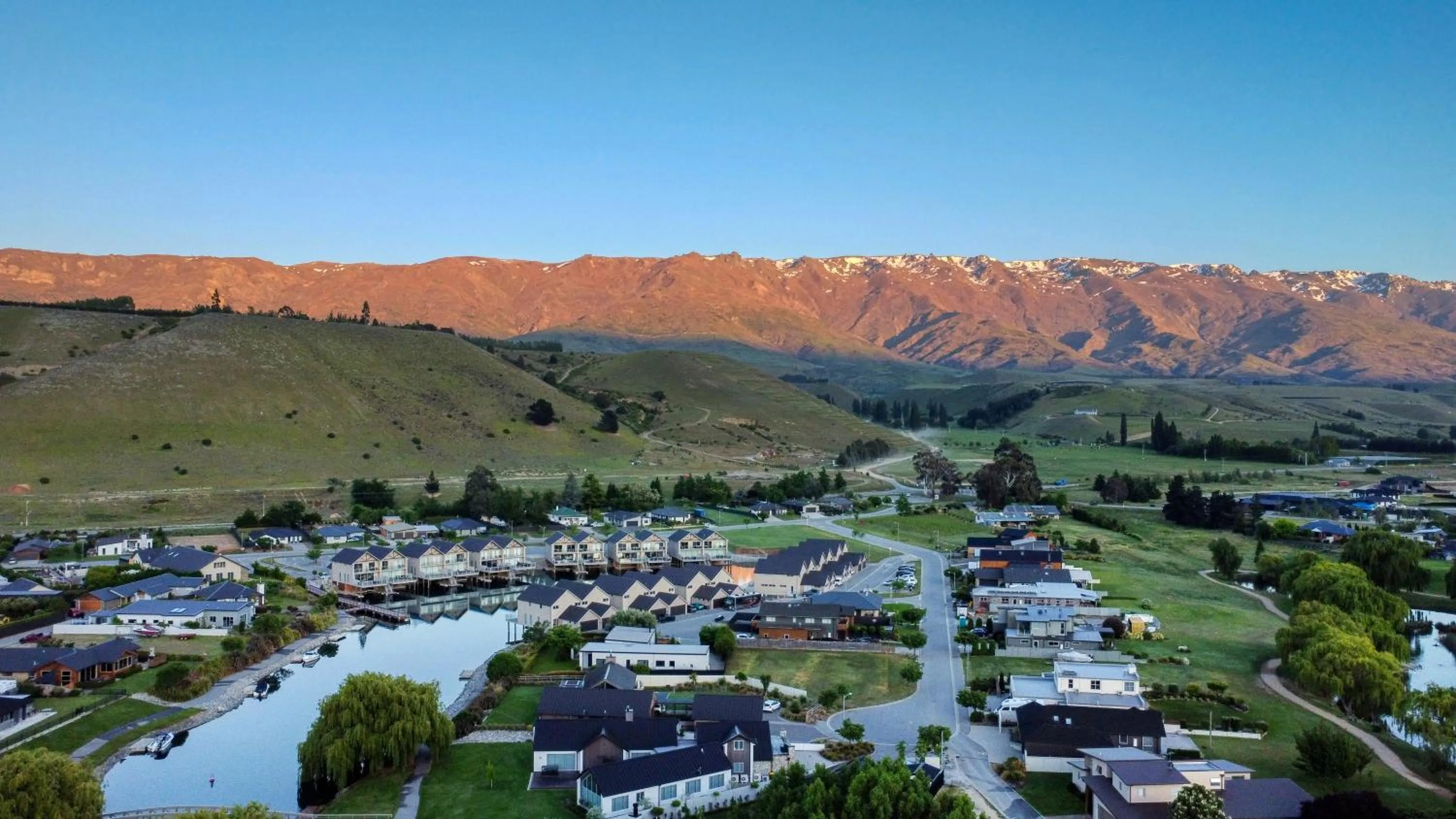 Bird's eye view in Marsden Lake Resort Central Otago