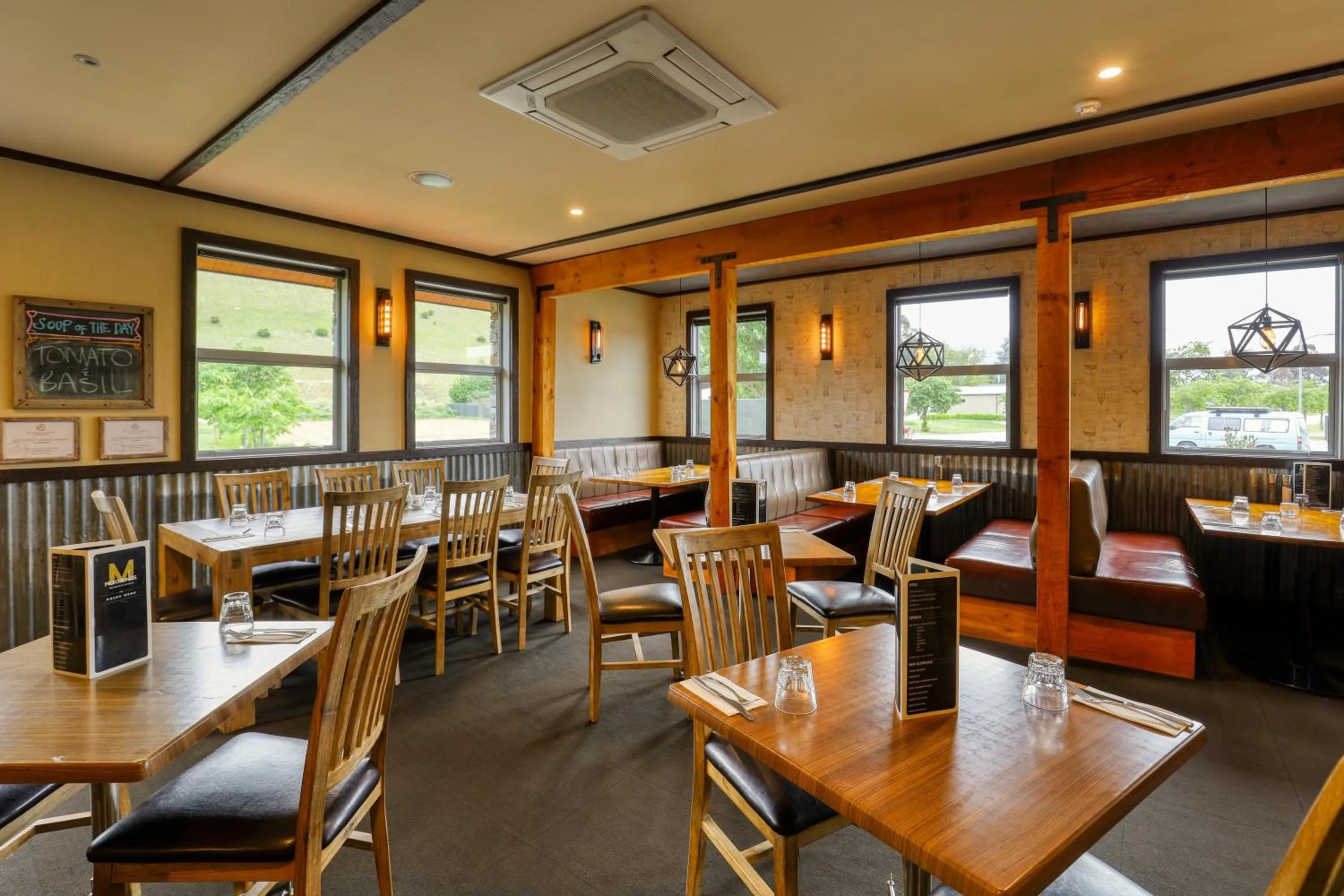 Restaurant/places to eat in Marsden Lake Resort Central Otago
