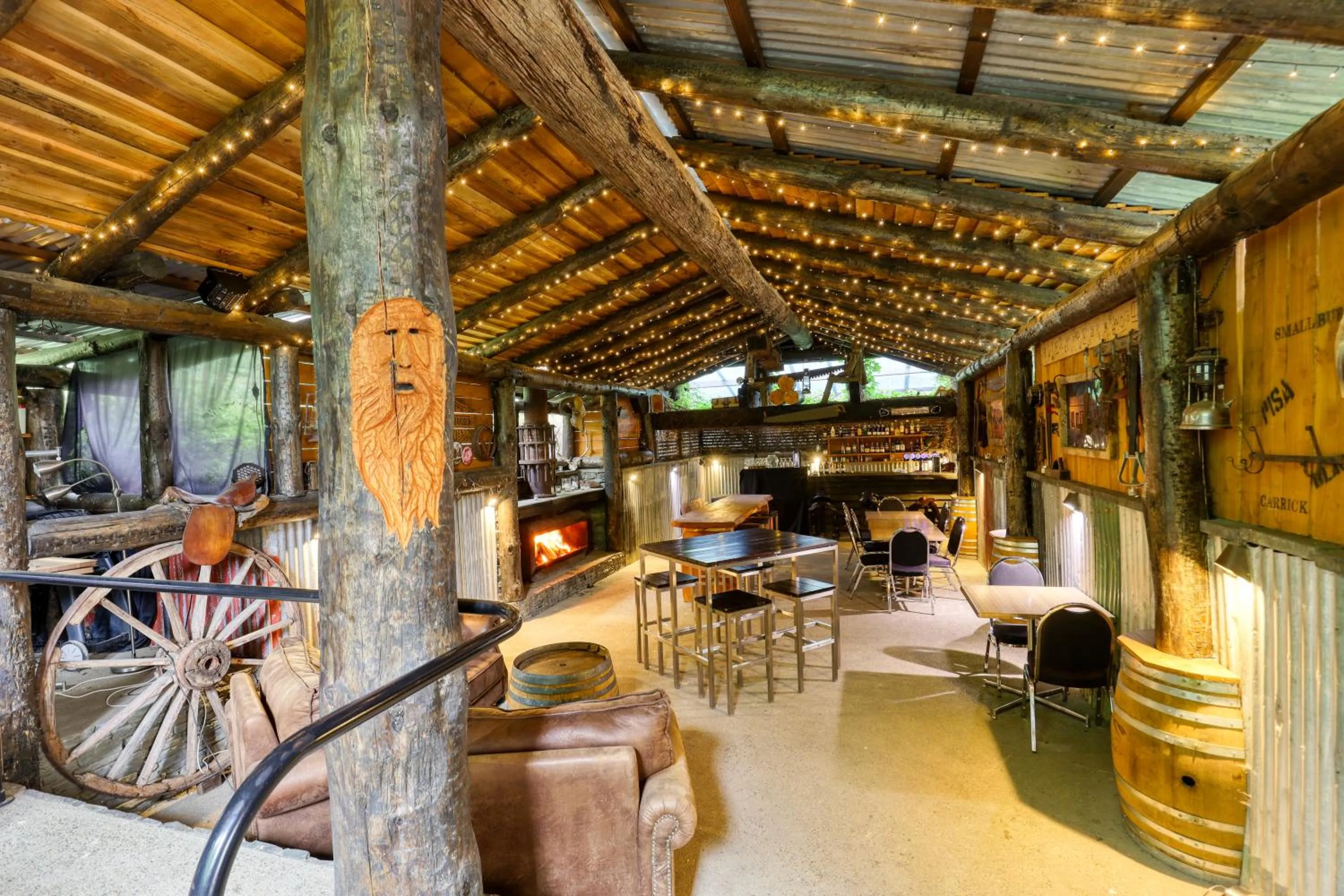 Lounge or bar in Marsden Lake Resort Central Otago