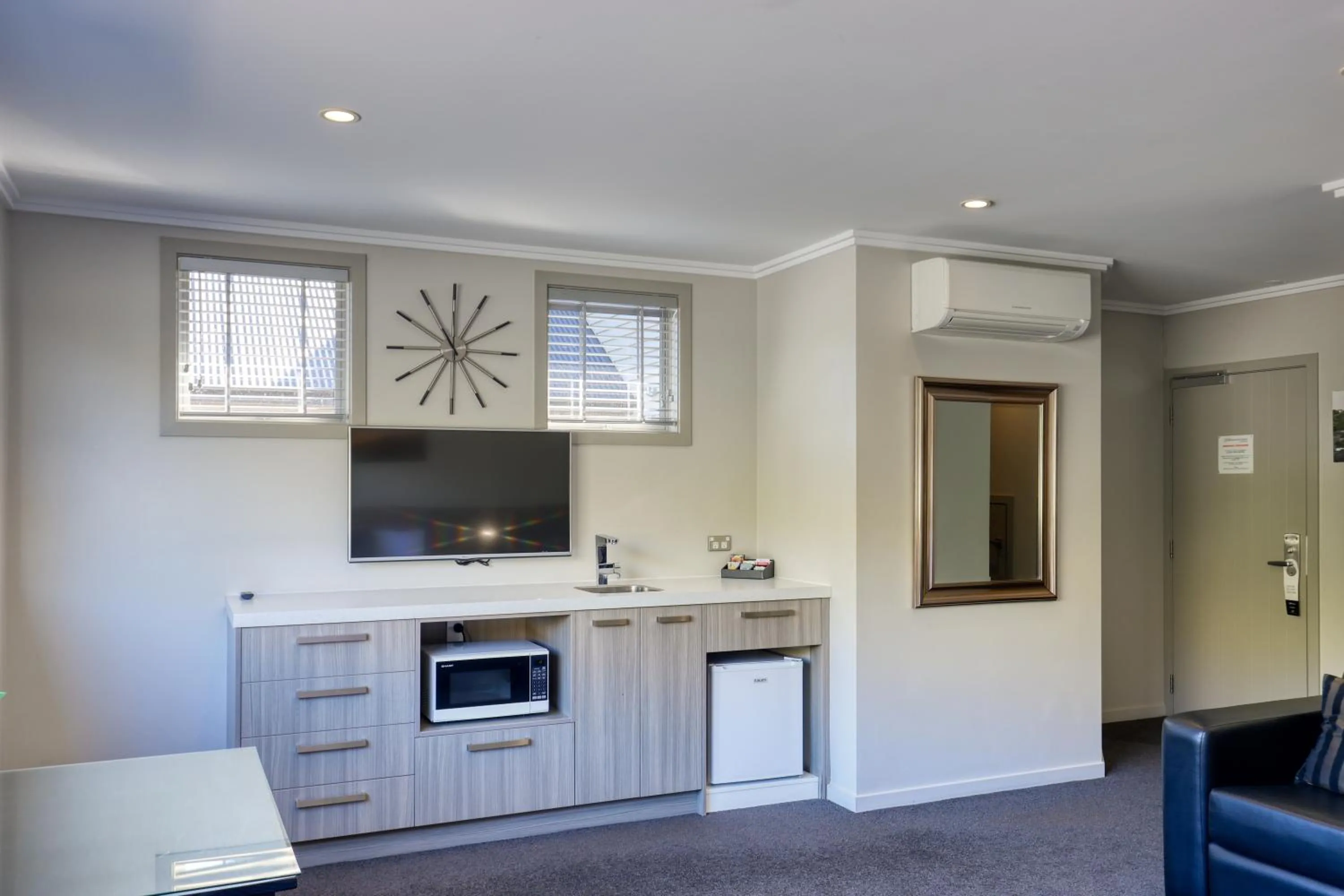 Kitchen or kitchenette in Marsden Lake Resort Central Otago