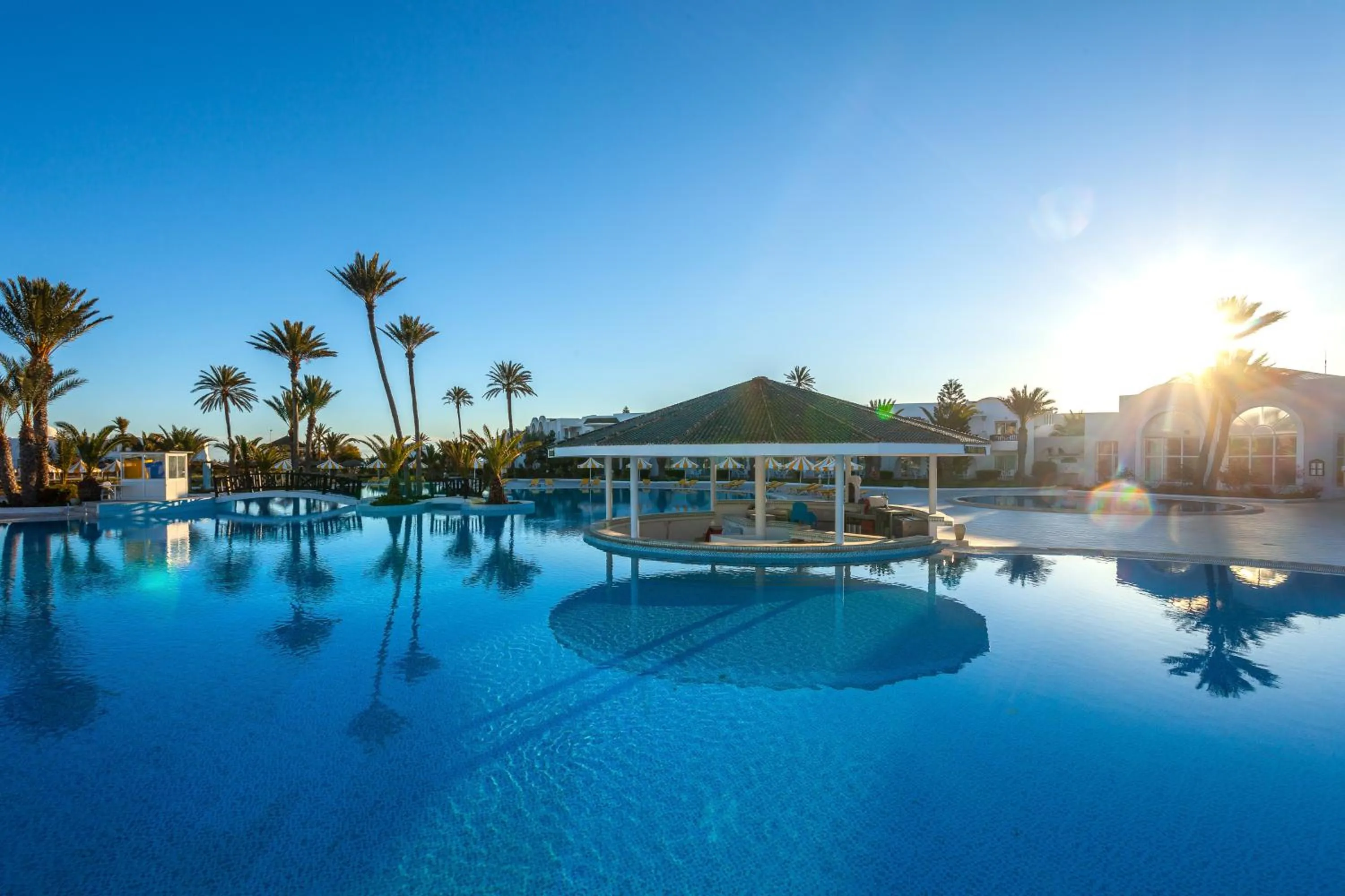 Swimming pool in Djerba Holiday Beach