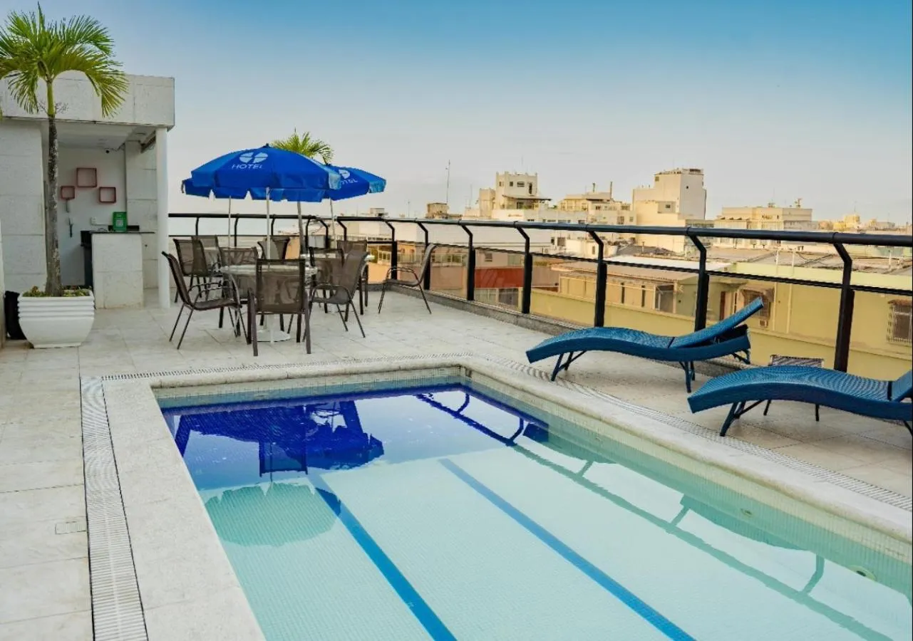 Swimming pool in Hotel Nacional Inn Rio Copacabana