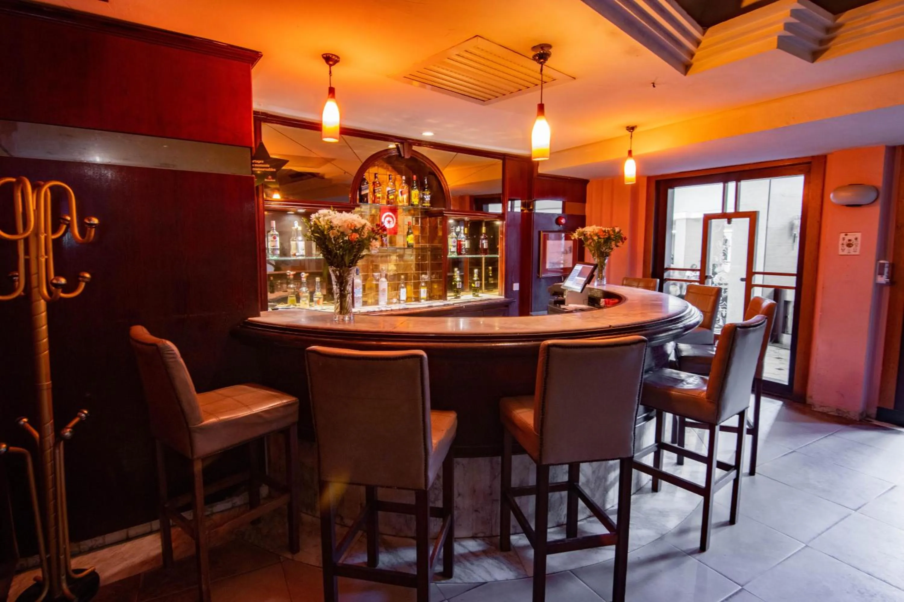 Lounge or bar in Riadh Palms- Resort & Spa