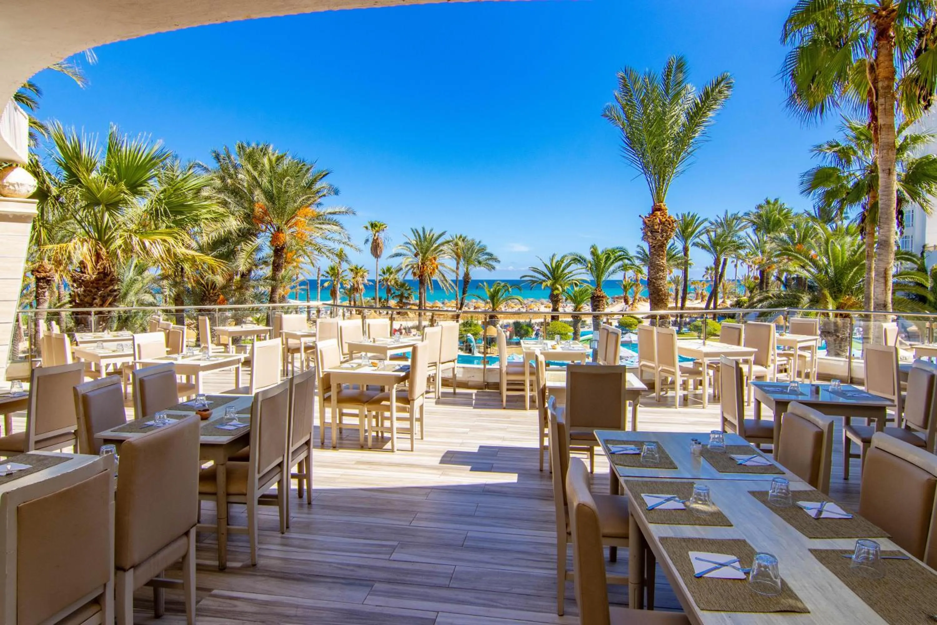 Restaurant/places to eat in Riadh Palms- Resort & Spa