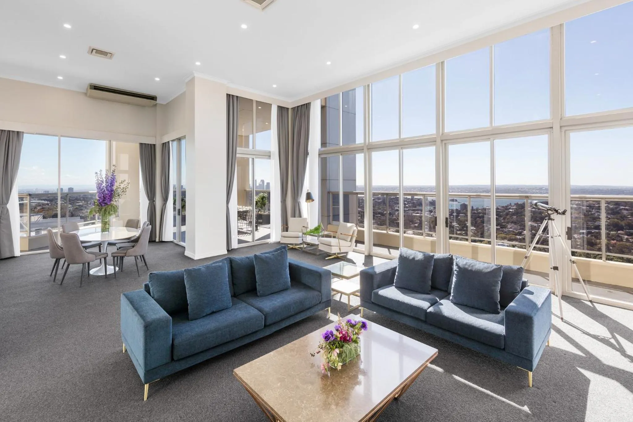 Living room in Meriton Suites Bondi Junction