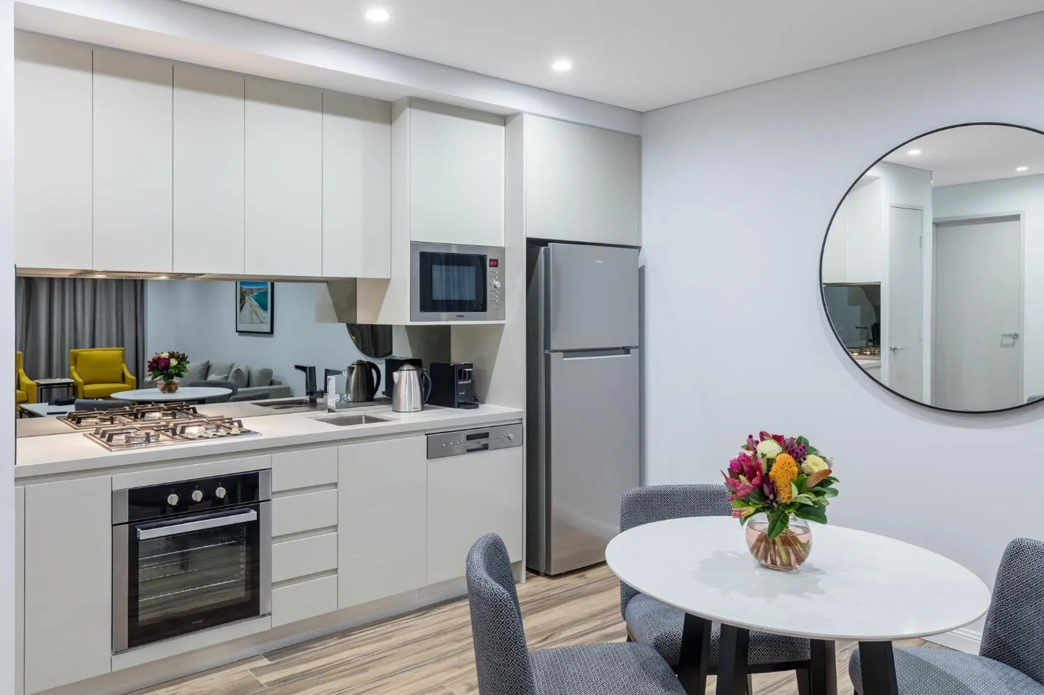 Kitchen or kitchenette in Meriton Suites Bondi Junction
