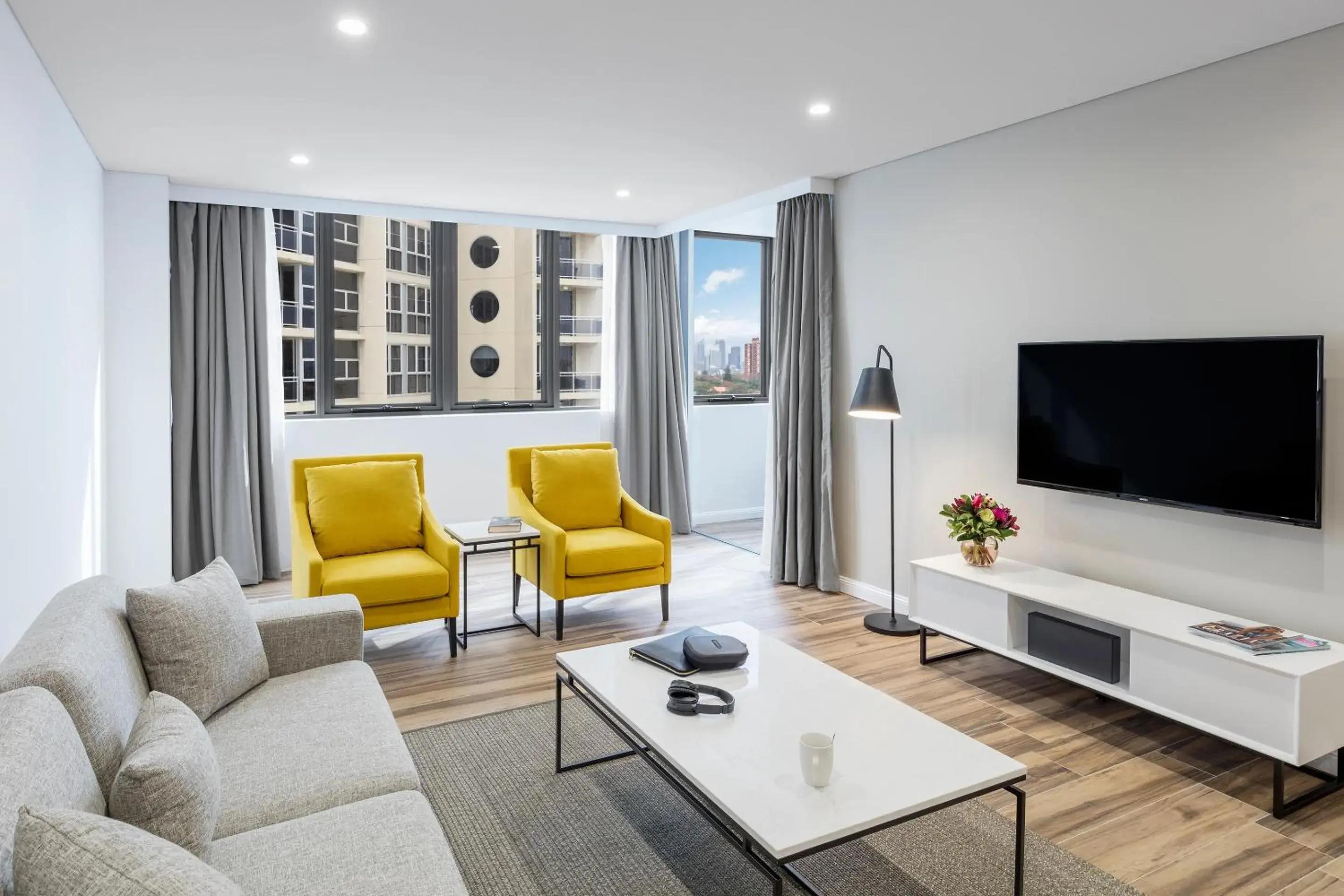 Meriton Suites Bondi Junction Meriton Suites Bondi Junction