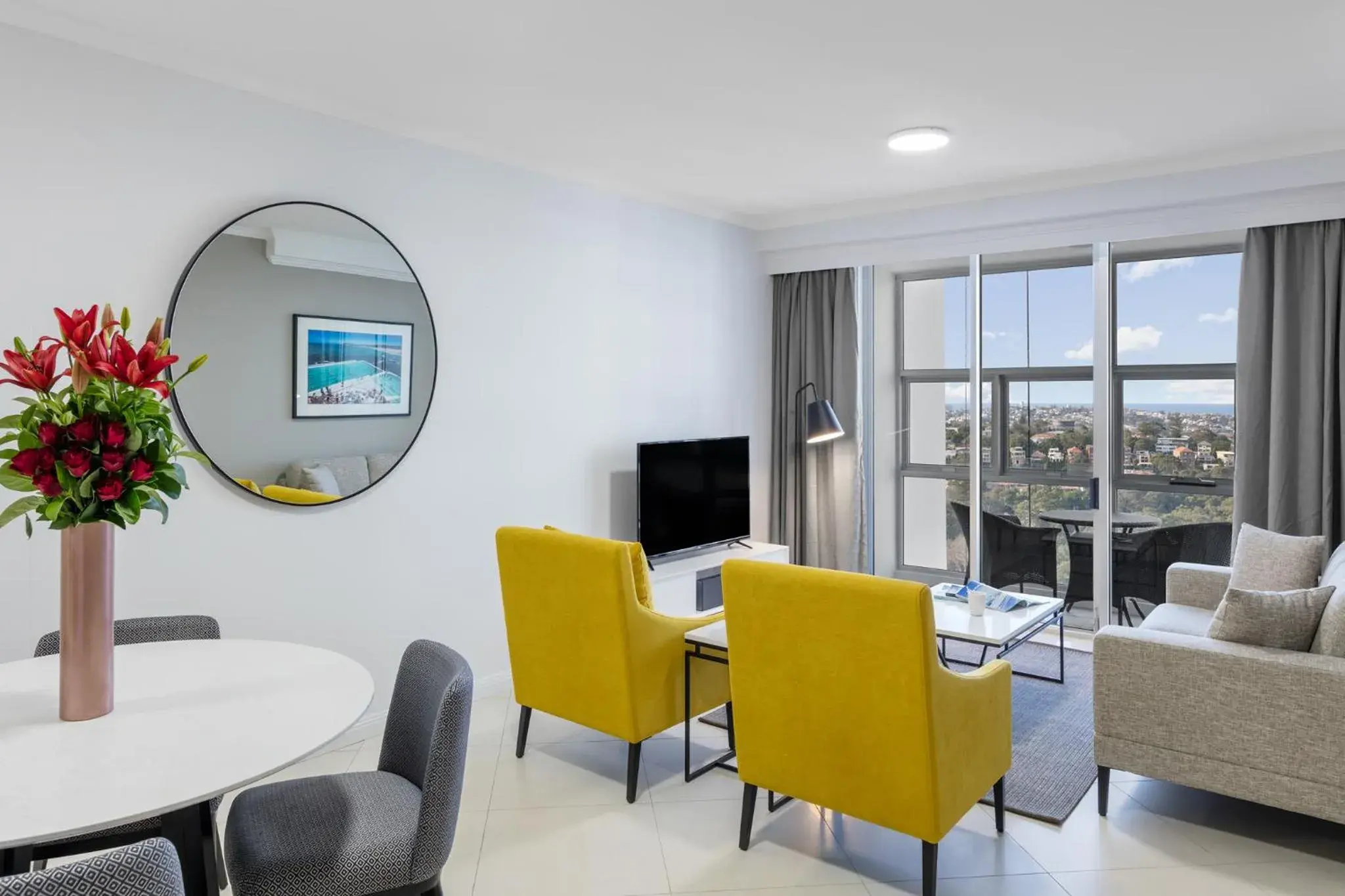 Two-Bedroom Suite in Meriton Suites Bondi Junction Two-Bedroom Suite in Meriton Suites Bondi Junction