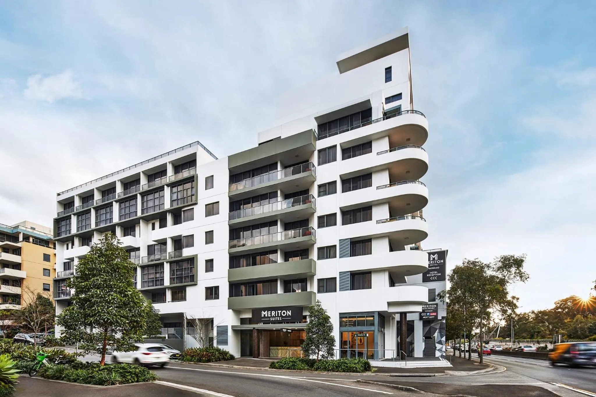 Property building in Meriton Suites Waterloo