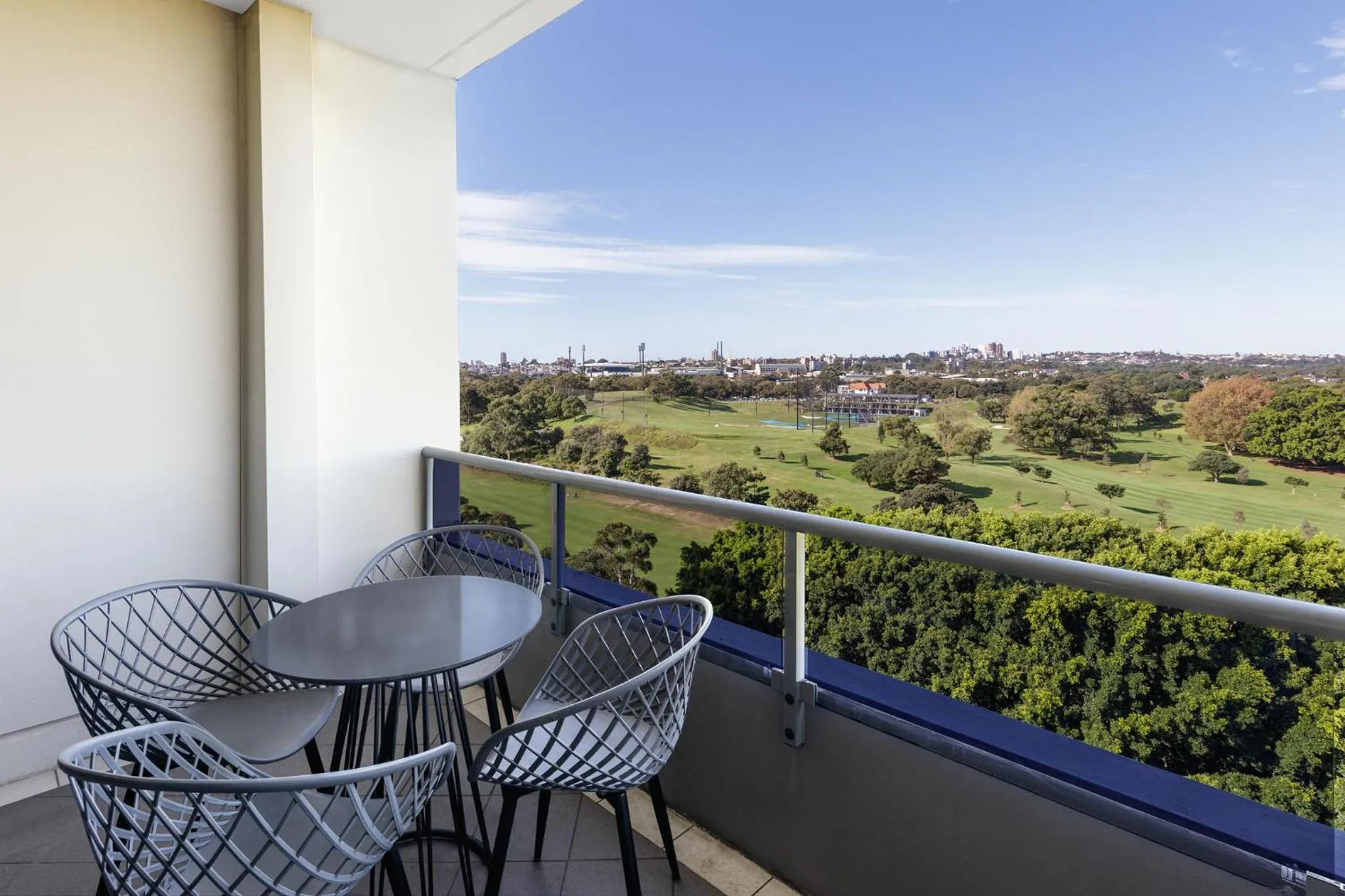 Balcony/Terrace in Meriton Suites Waterloo