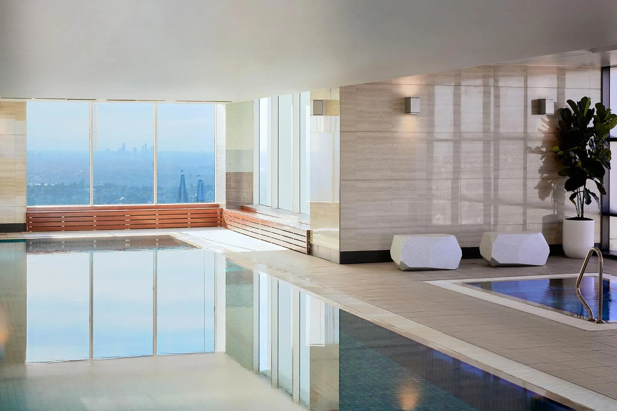 Swimming pool in Meriton Suites World Tower, Sydney