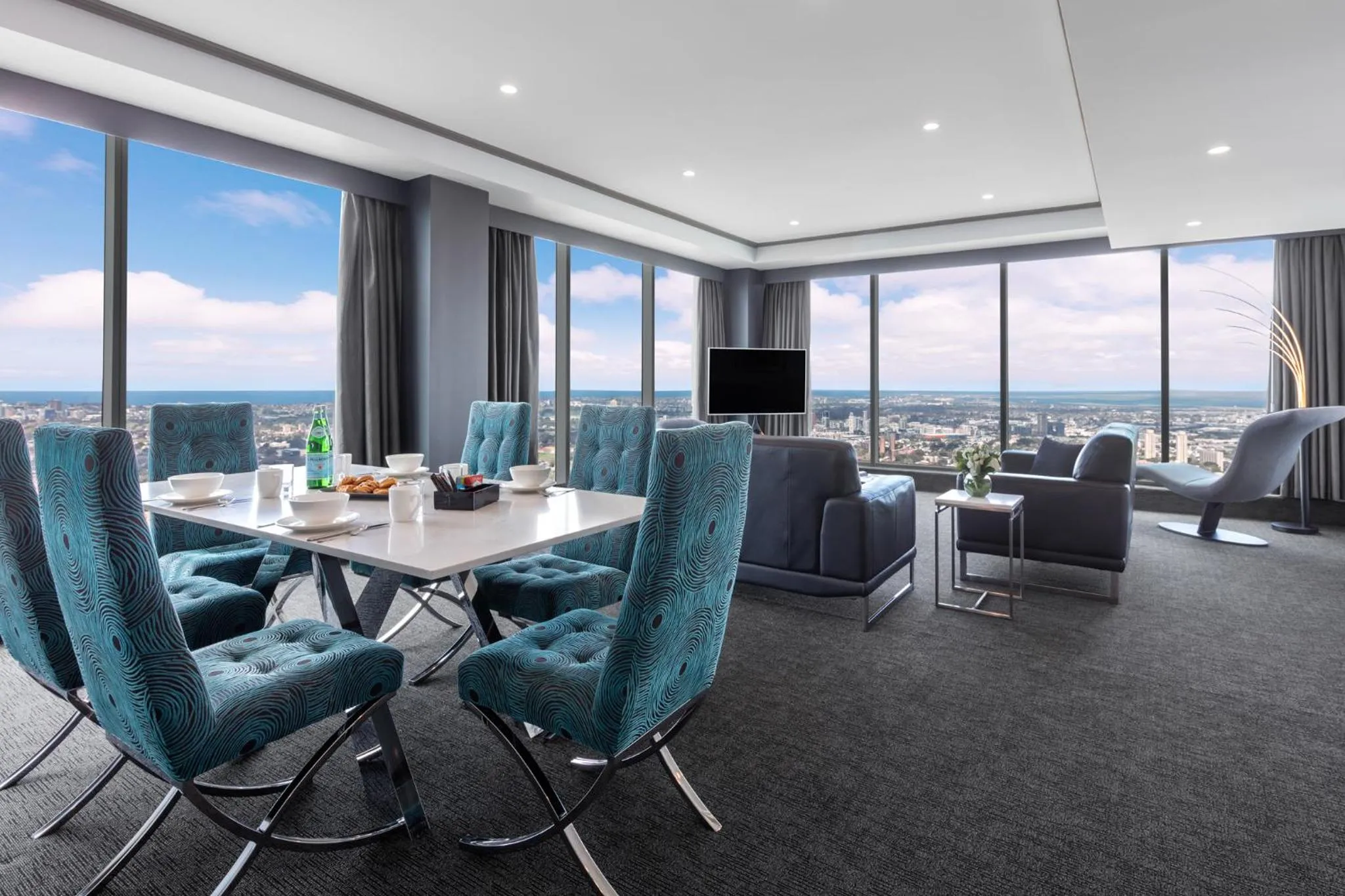 Living room in Meriton Suites World Tower, Sydney