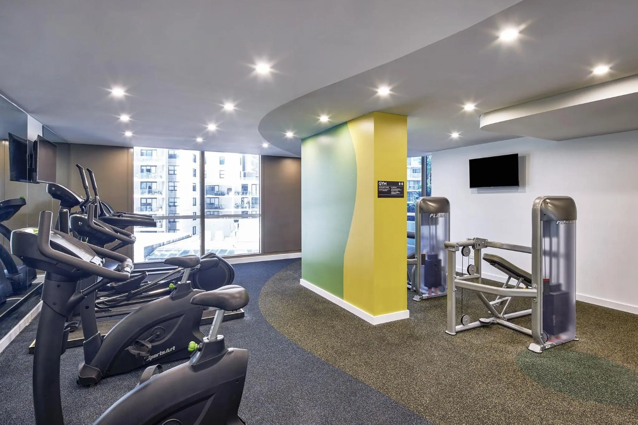 Fitness centre/facilities in Meriton Suites George Street, Parramatta