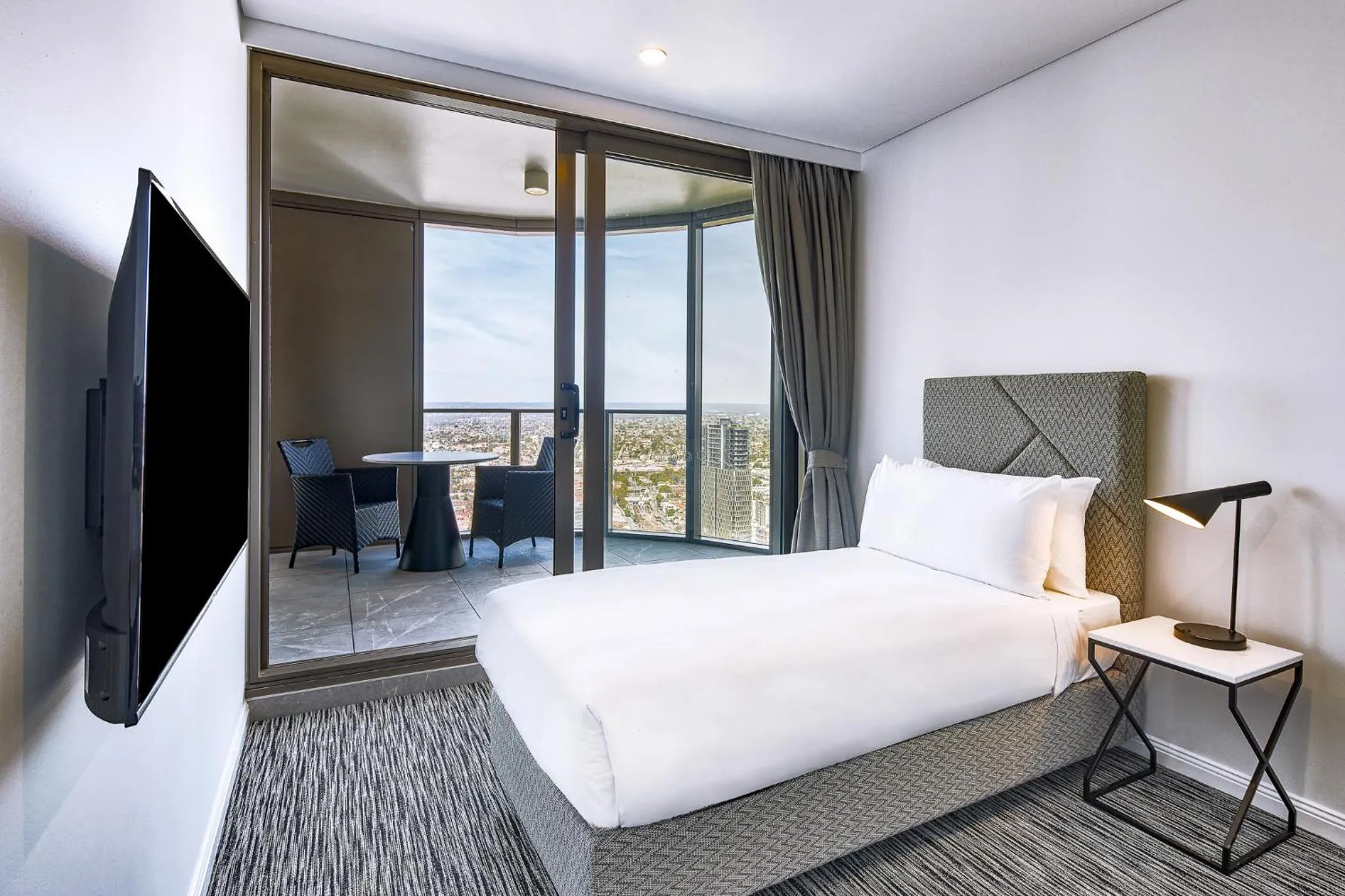 Bedroom, Bed in Meriton Suites George Street, Parramatta