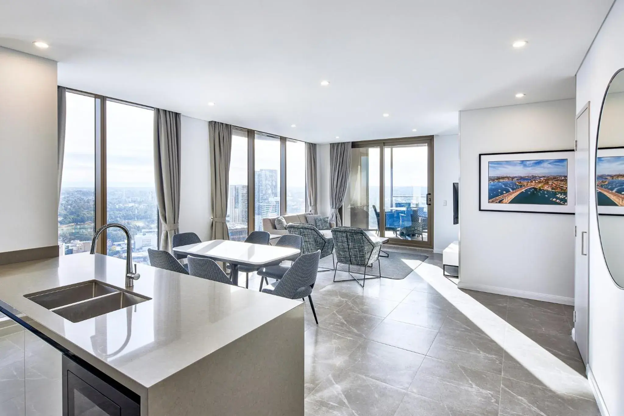 Three Bedroom Sky Suite in Meriton Suites George Street, Parramatta Three Bedroom Sky Suite in Meriton Suites George Street, Parramatta