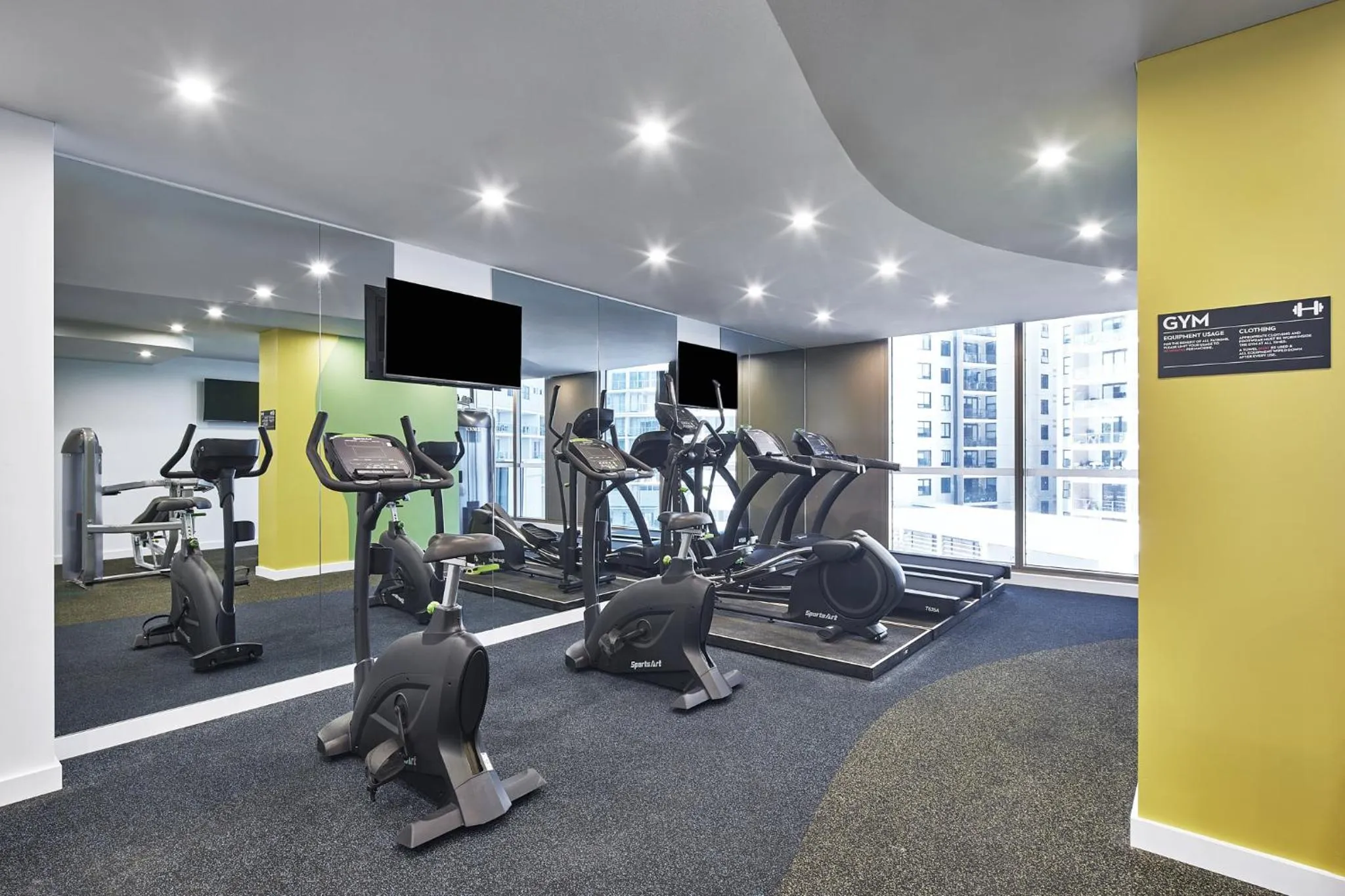 Fitness centre/facilities in Meriton Suites George Street, Parramatta