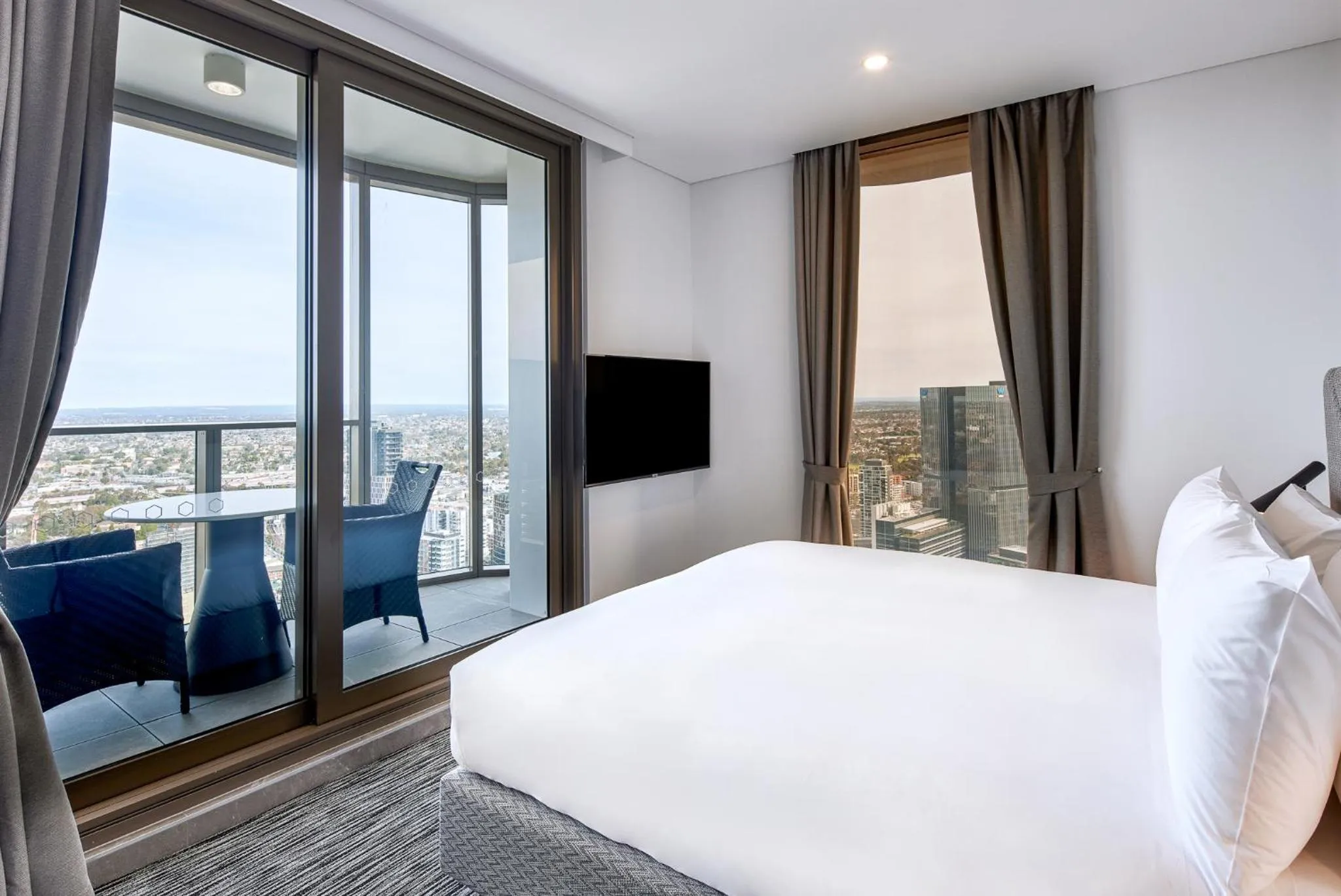 Bedroom, Bed in Meriton Suites George Street, Parramatta