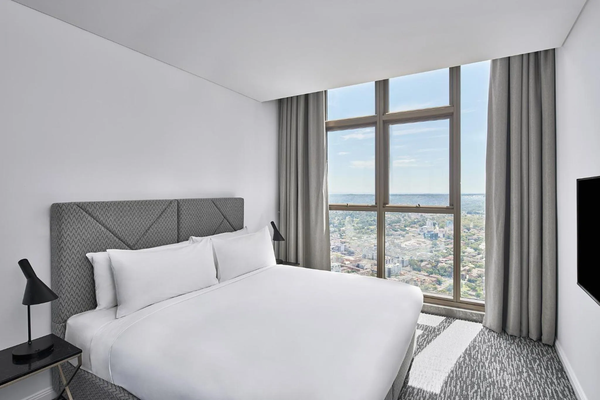 Bedroom, Bed in Meriton Suites George Street, Parramatta