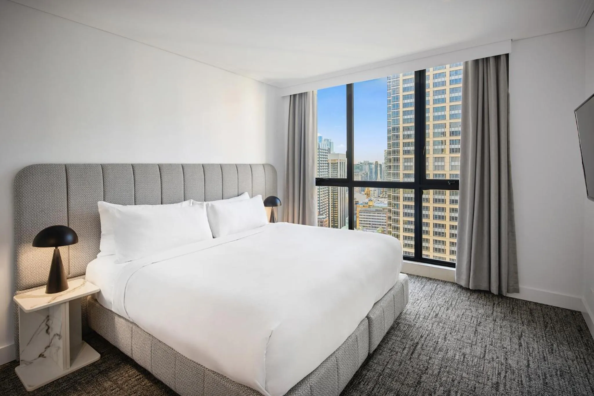 Bedroom, Bed in Meriton Suites Pitt Street, Sydney