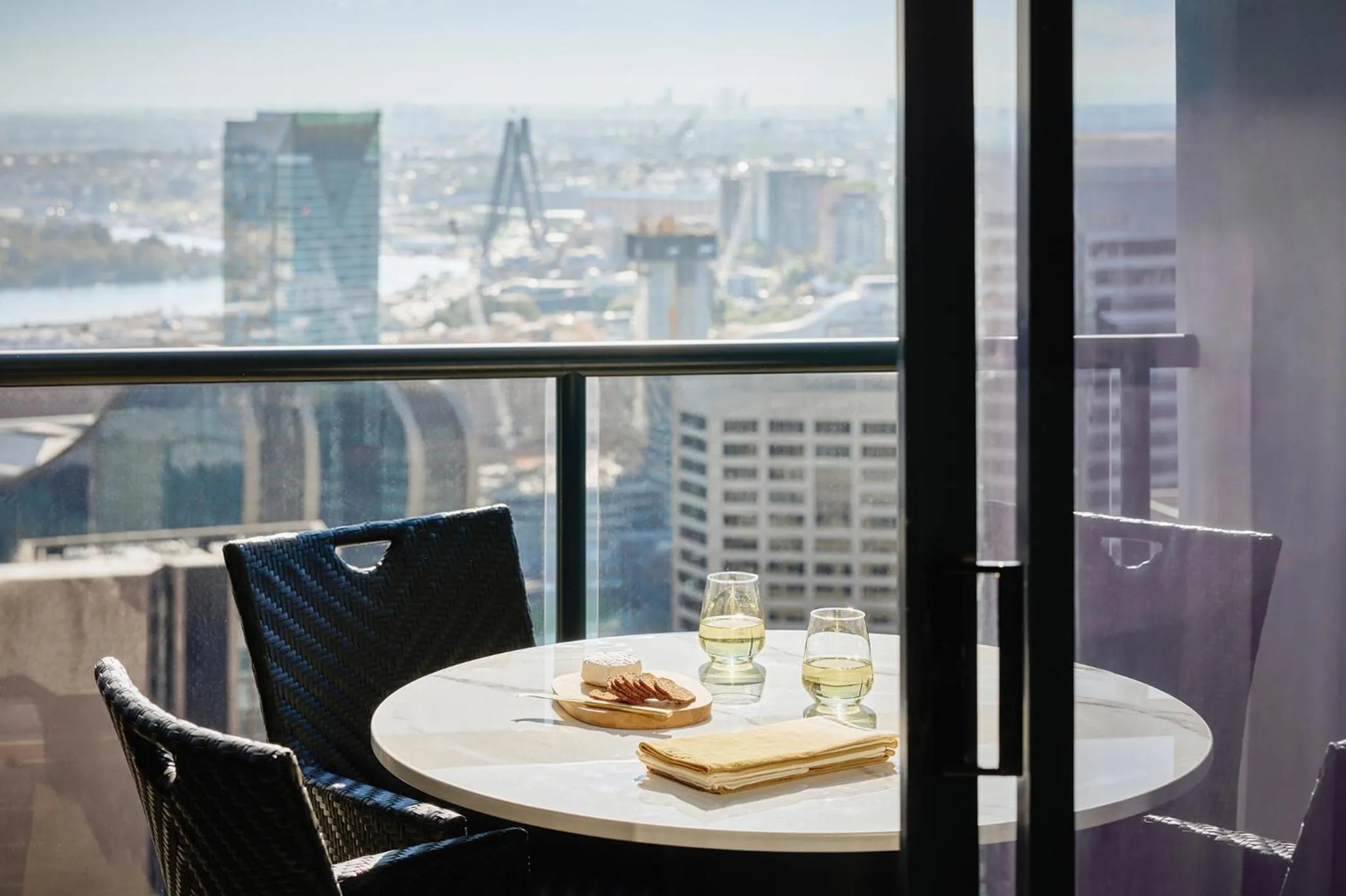 Meriton Suites Pitt Street, Sydney