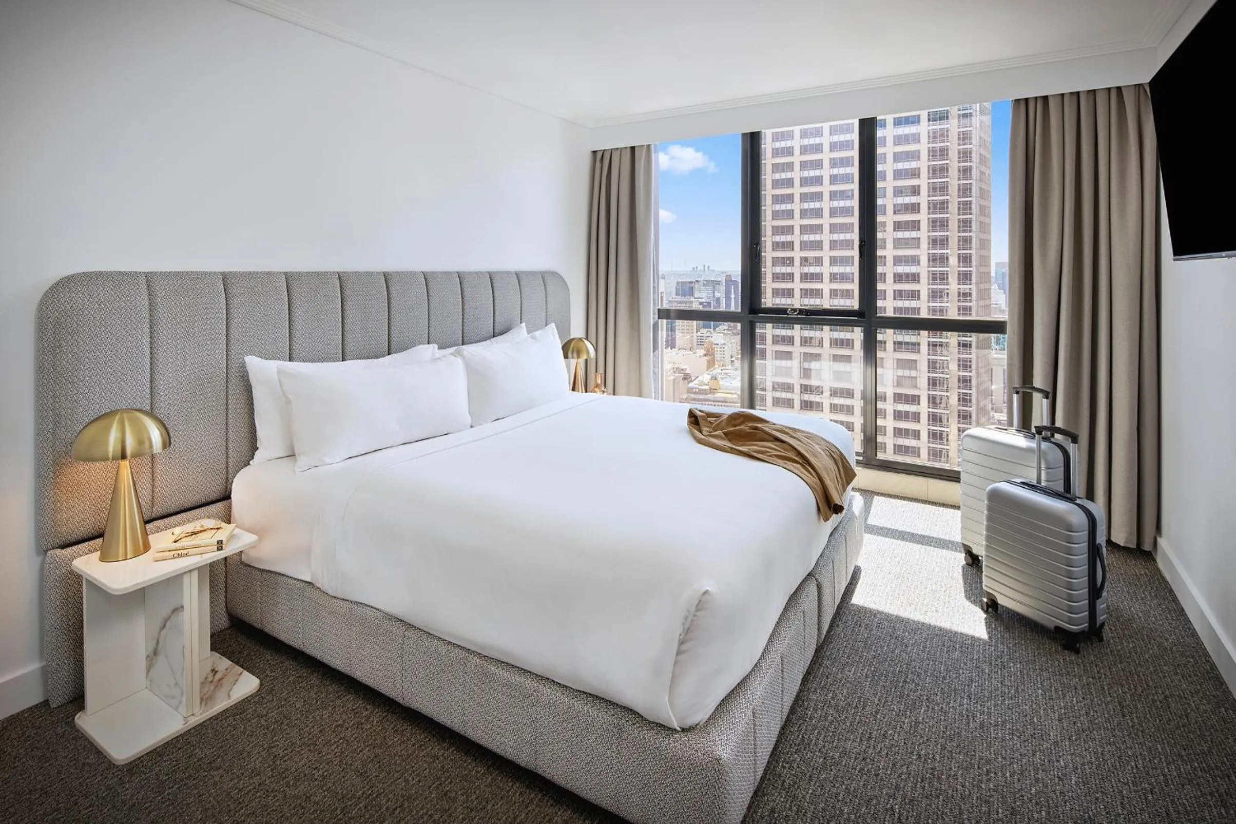 Bedroom, Bed in Meriton Suites Pitt Street, Sydney