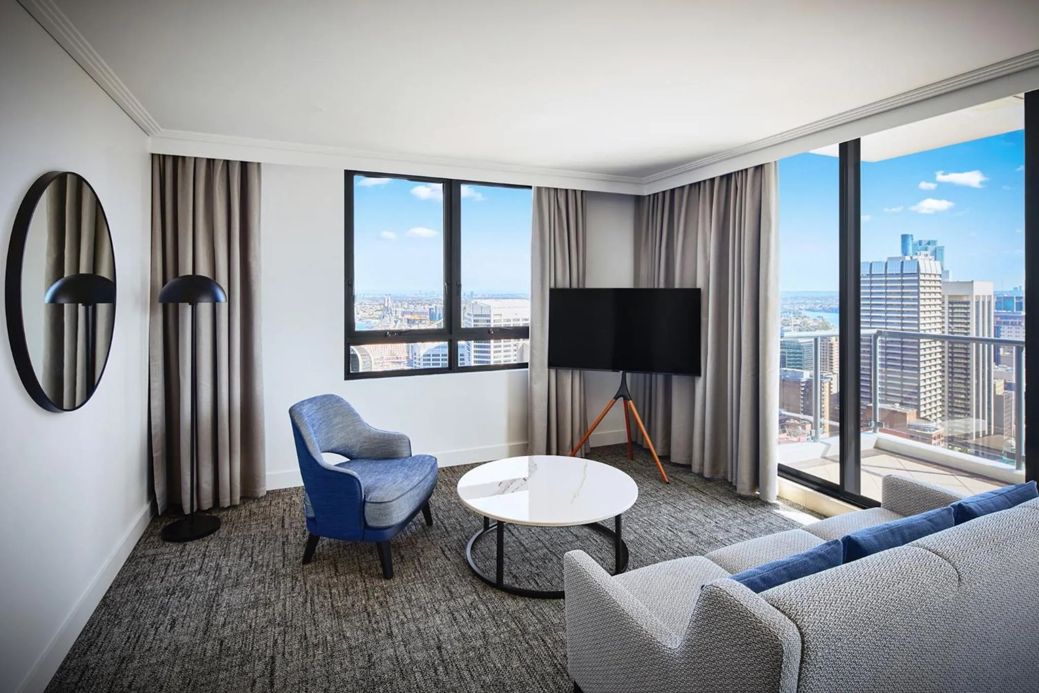 Meriton Suites Pitt Street, Sydney