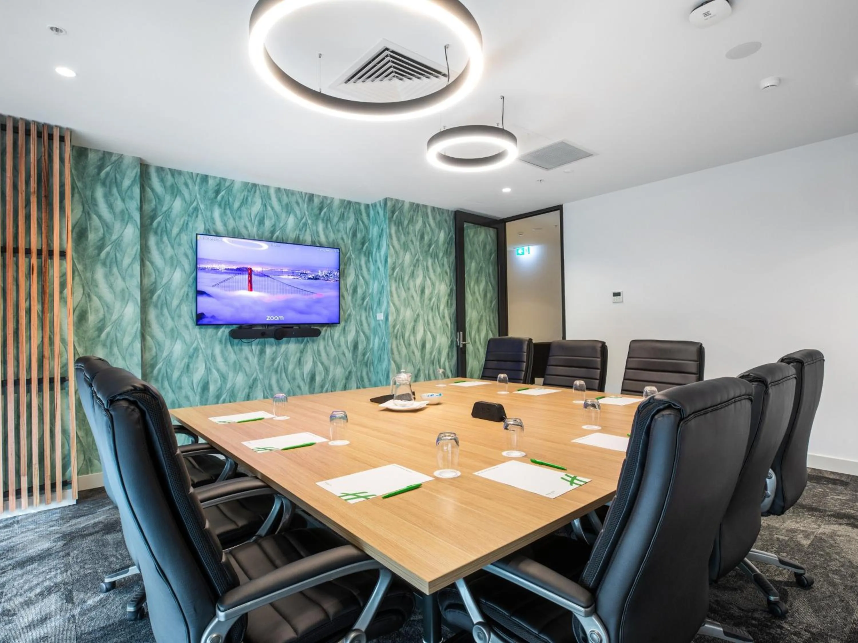 Meeting/conference room in Holiday Inn Dandenong by IHG