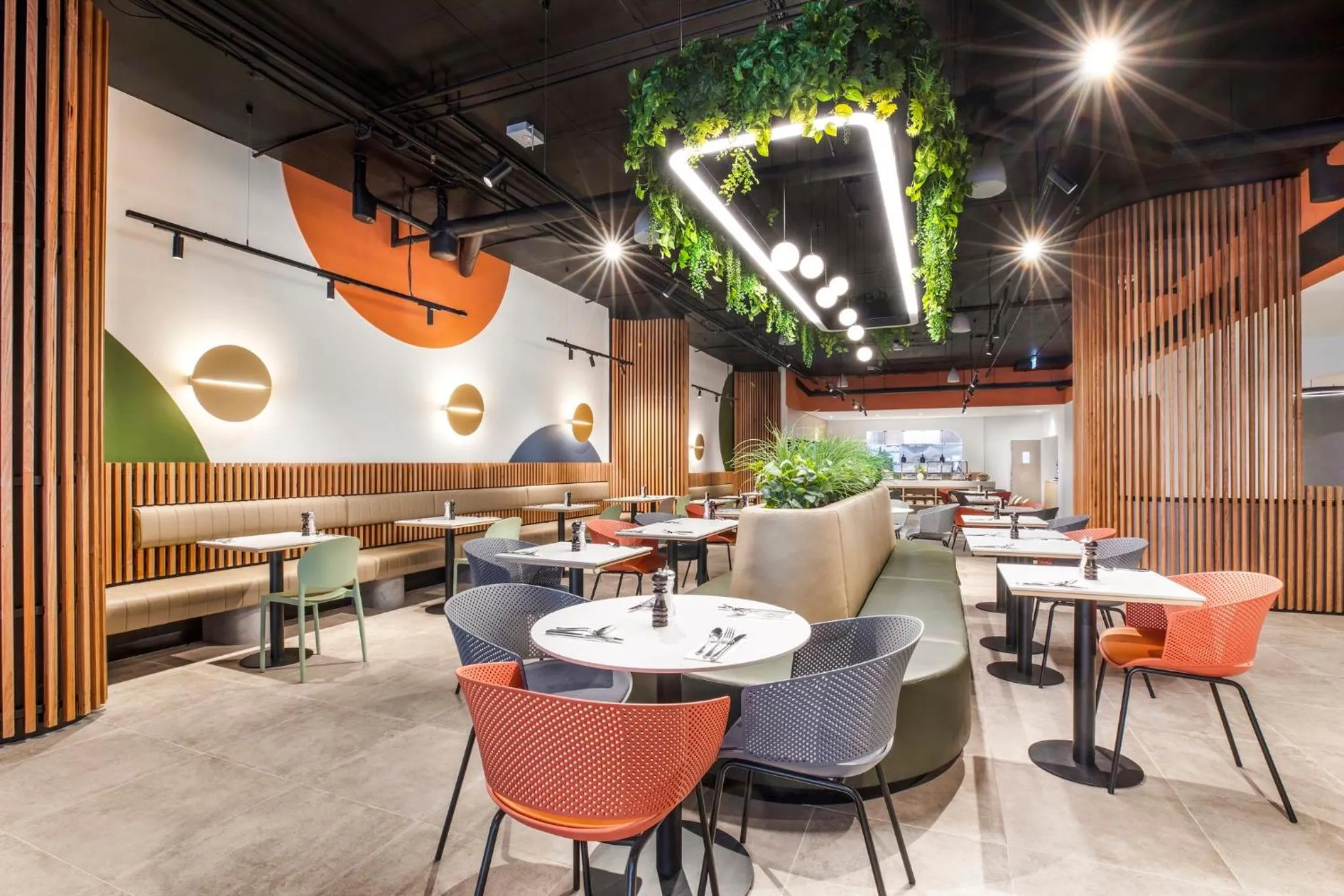 Restaurant/places to eat in Holiday Inn Dandenong by IHG