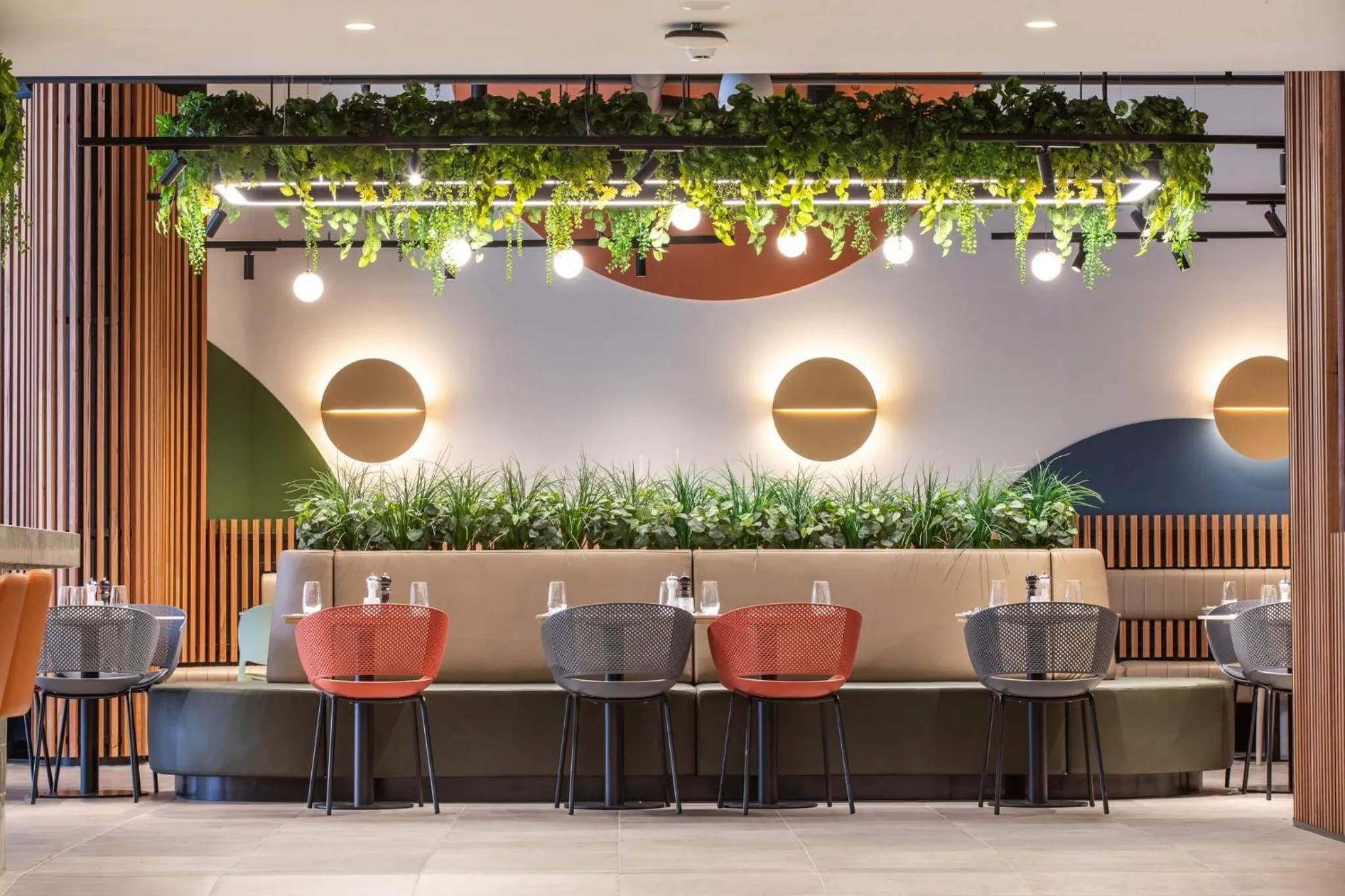 Restaurant/places to eat in Holiday Inn Dandenong by IHG