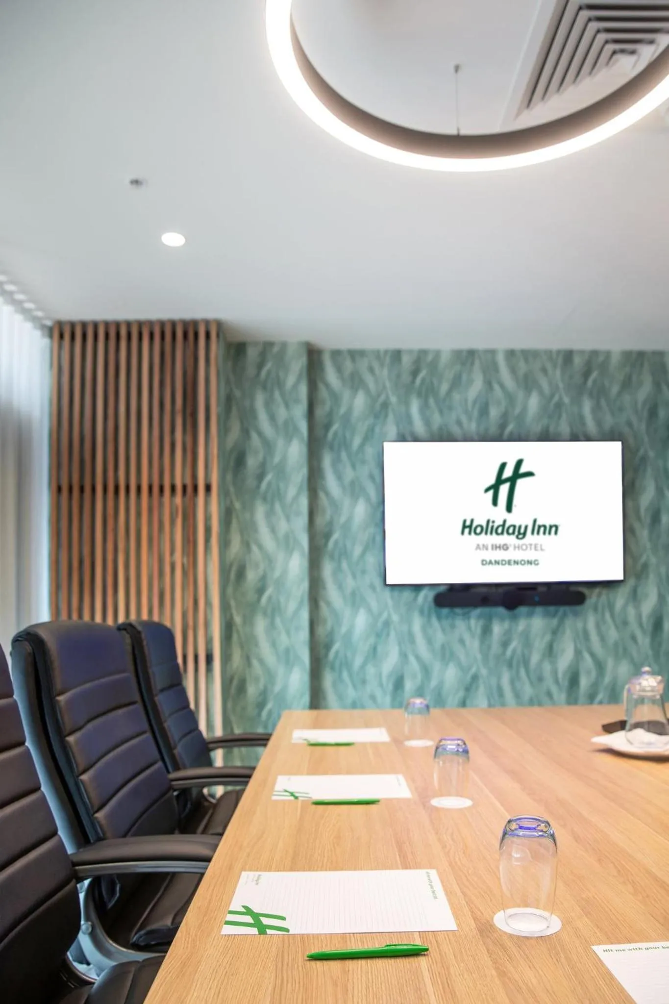 Meeting/conference room in Holiday Inn Dandenong by IHG