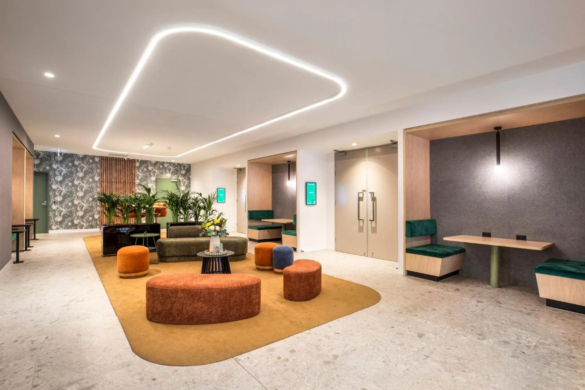 Property building in Holiday Inn Dandenong by IHG